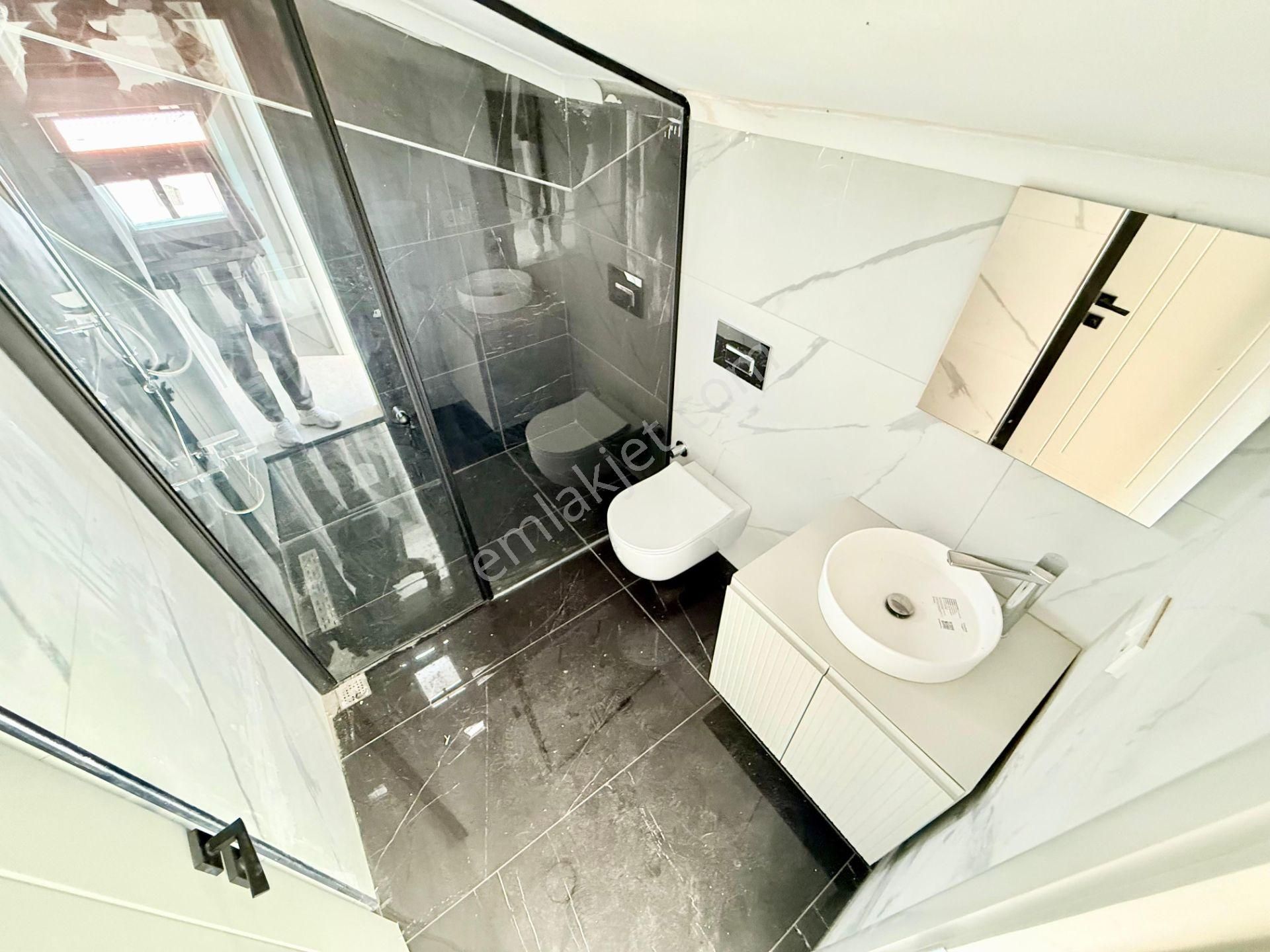 ▶ ▶ Akçay Körfez'den Denize 200 Mt Akıllı Ev Sistemli 7+1 Sıfır Satılık Müstakil Villa - Görsel 32