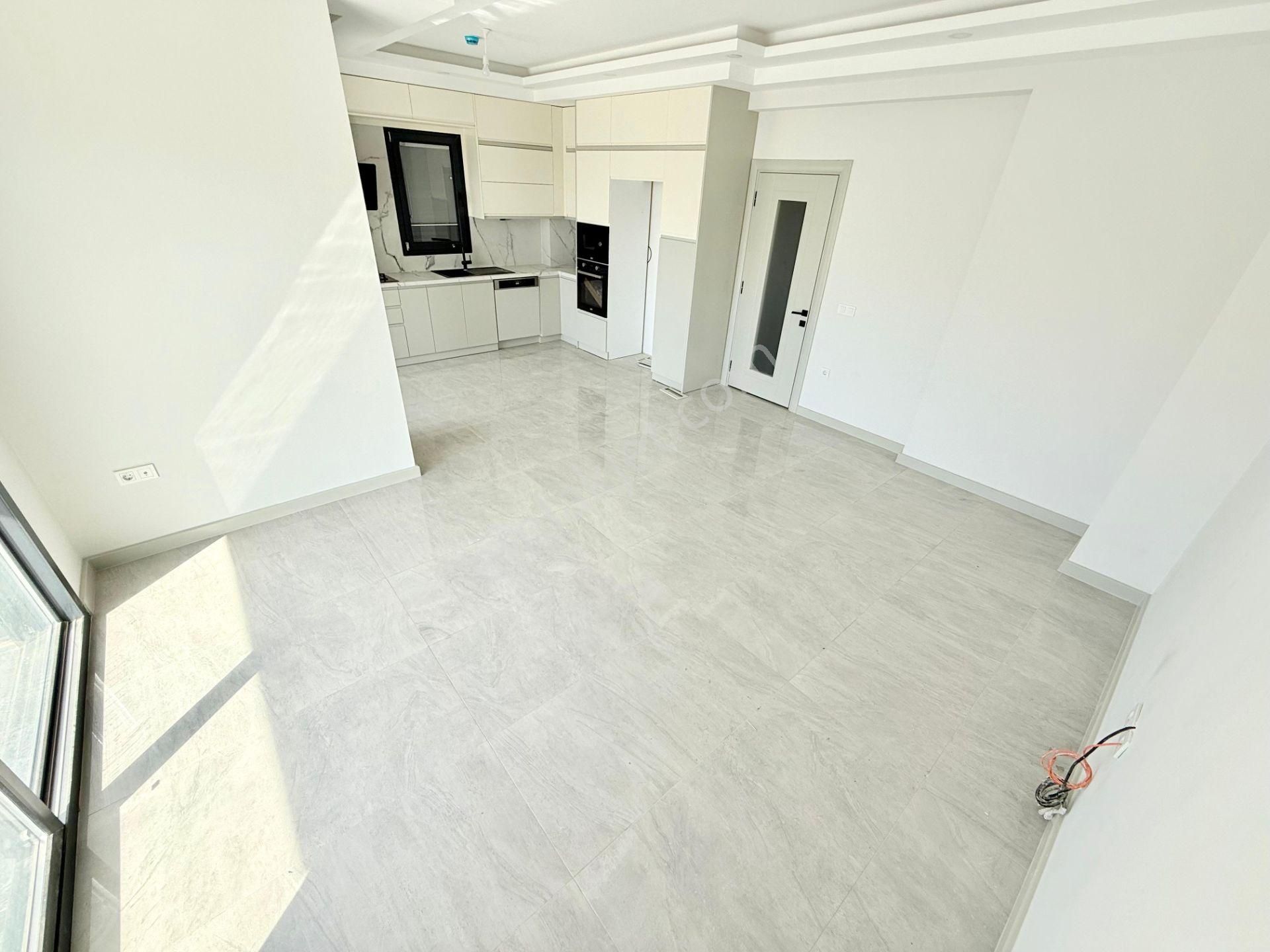 ▶ ▶ Akçay Körfez'den Denize 200 Mt Akıllı Ev Sistemli 7+1 Sıfır Satılık Müstakil Villa - Görsel 9