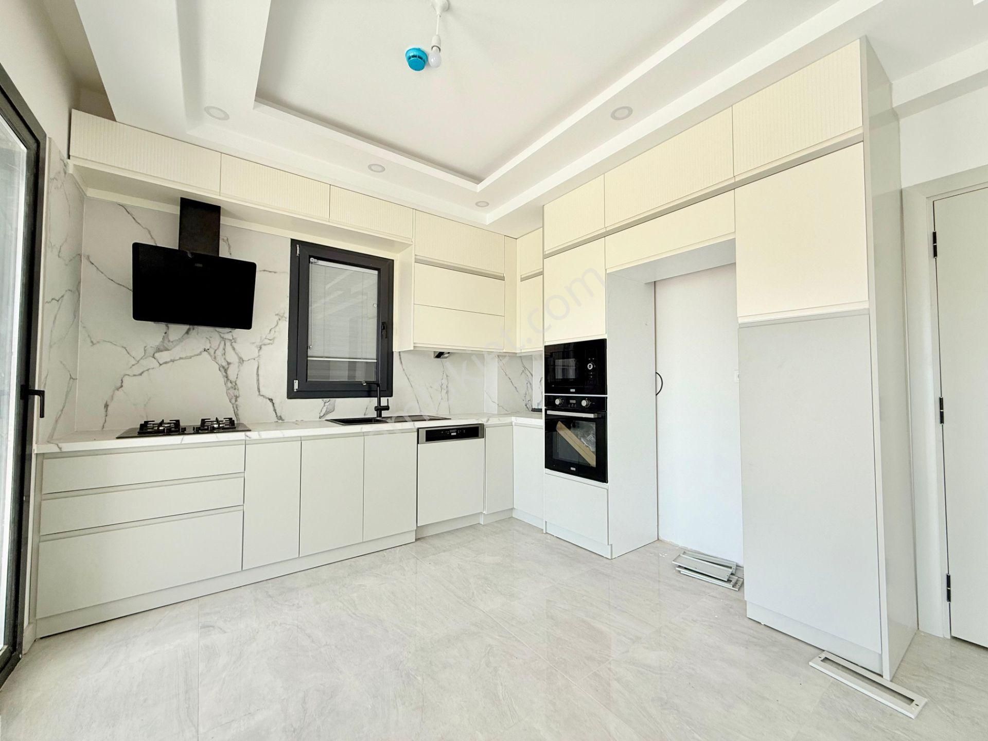 ▶ ▶ Akçay Körfez'den Denize 200 Mt Akıllı Ev Sistemli 7+1 Sıfır Satılık Müstakil Villa - Görsel 7