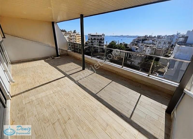 Didim'de Denize 50 Mt Satılık Extralı 2+1 Dubleks Daire