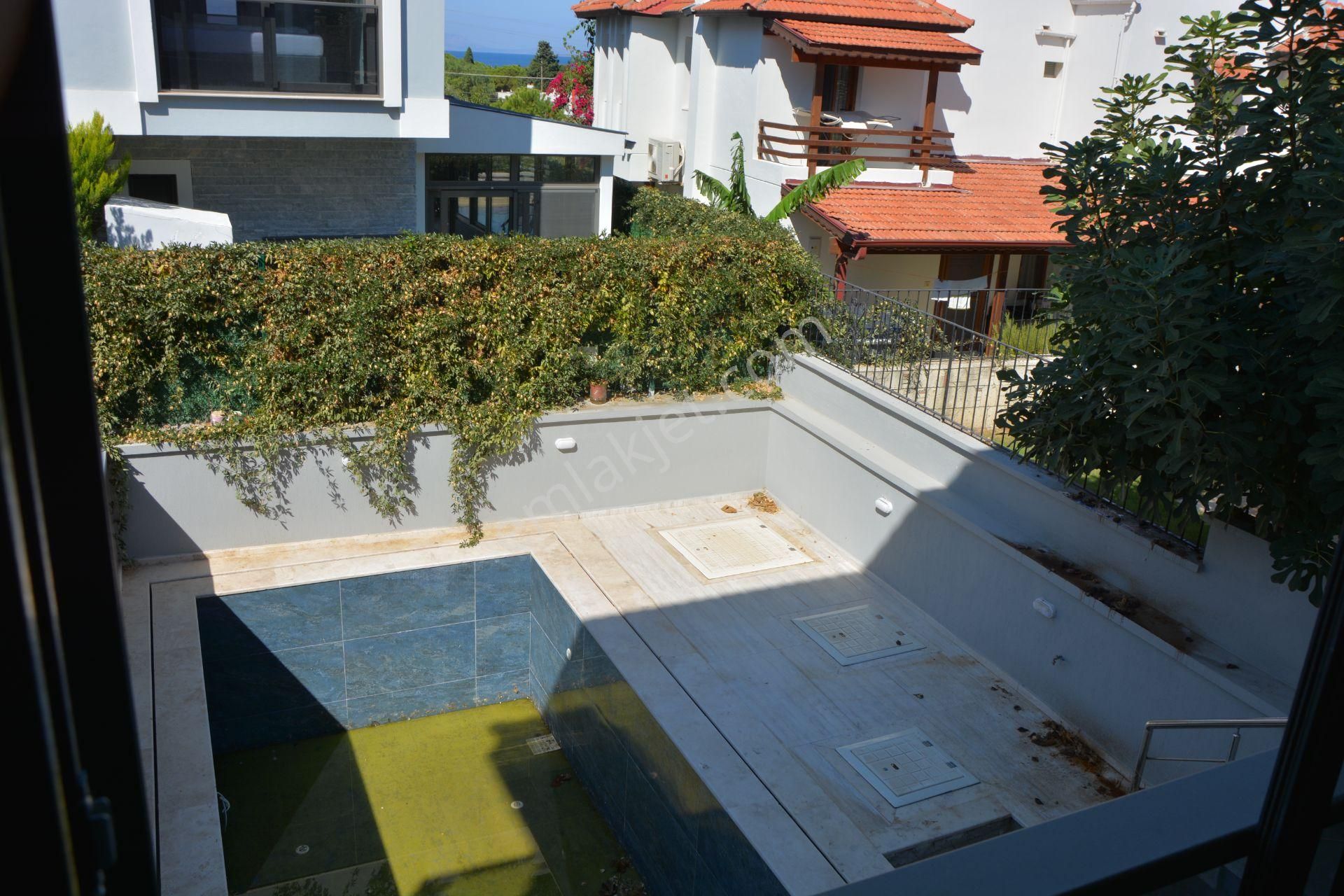 Çeşme Reisdere'de 2+2 Satılık Villa - Görsel 19