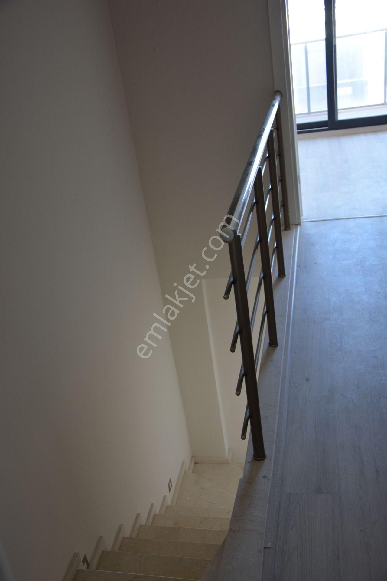 Çeşme Reisdere'de 2+2 Satılık Villa - Görsel 12