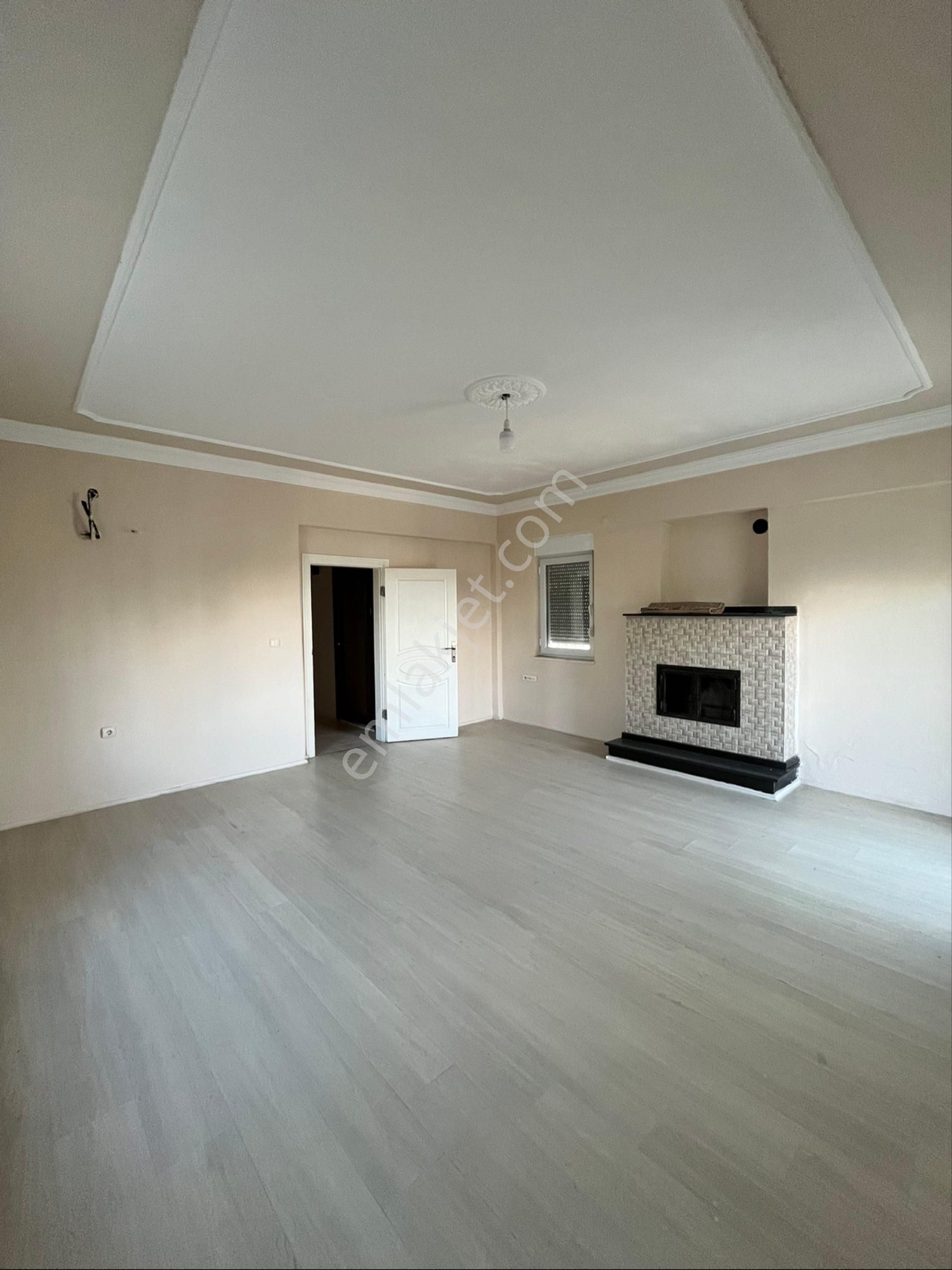 Kötekli Tepesinde Deniz Manzaralı Komple Bina Satılıktır - Görsel 6