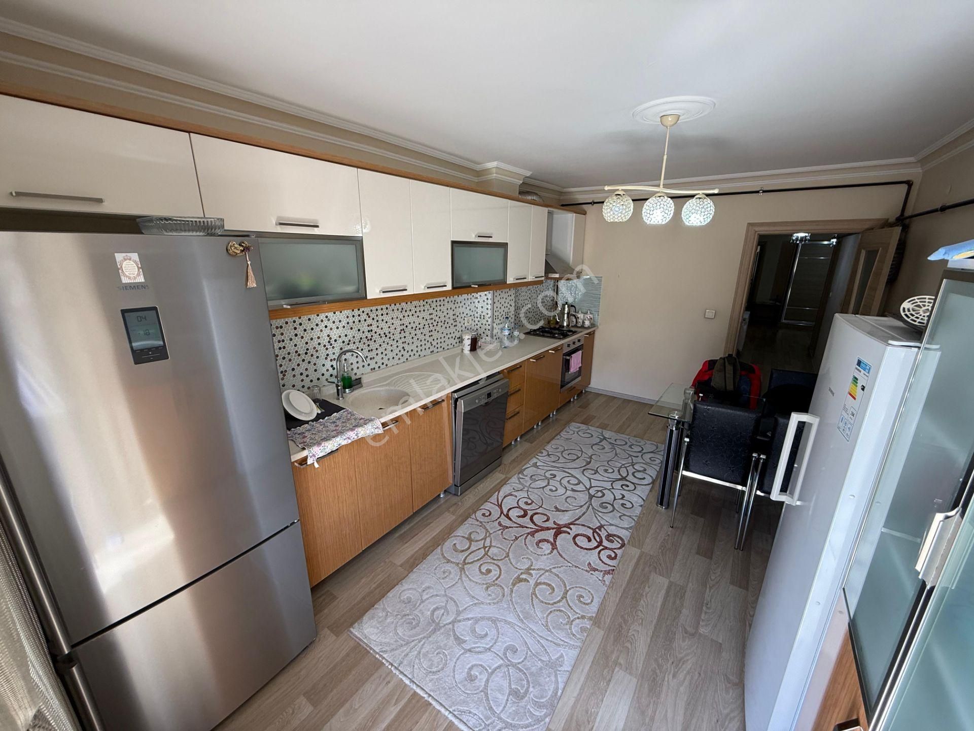 Bağcı Cad. Paraleli Ebeveyn Banyolu Çift Balkonlu 140 M2 - Görsel 4