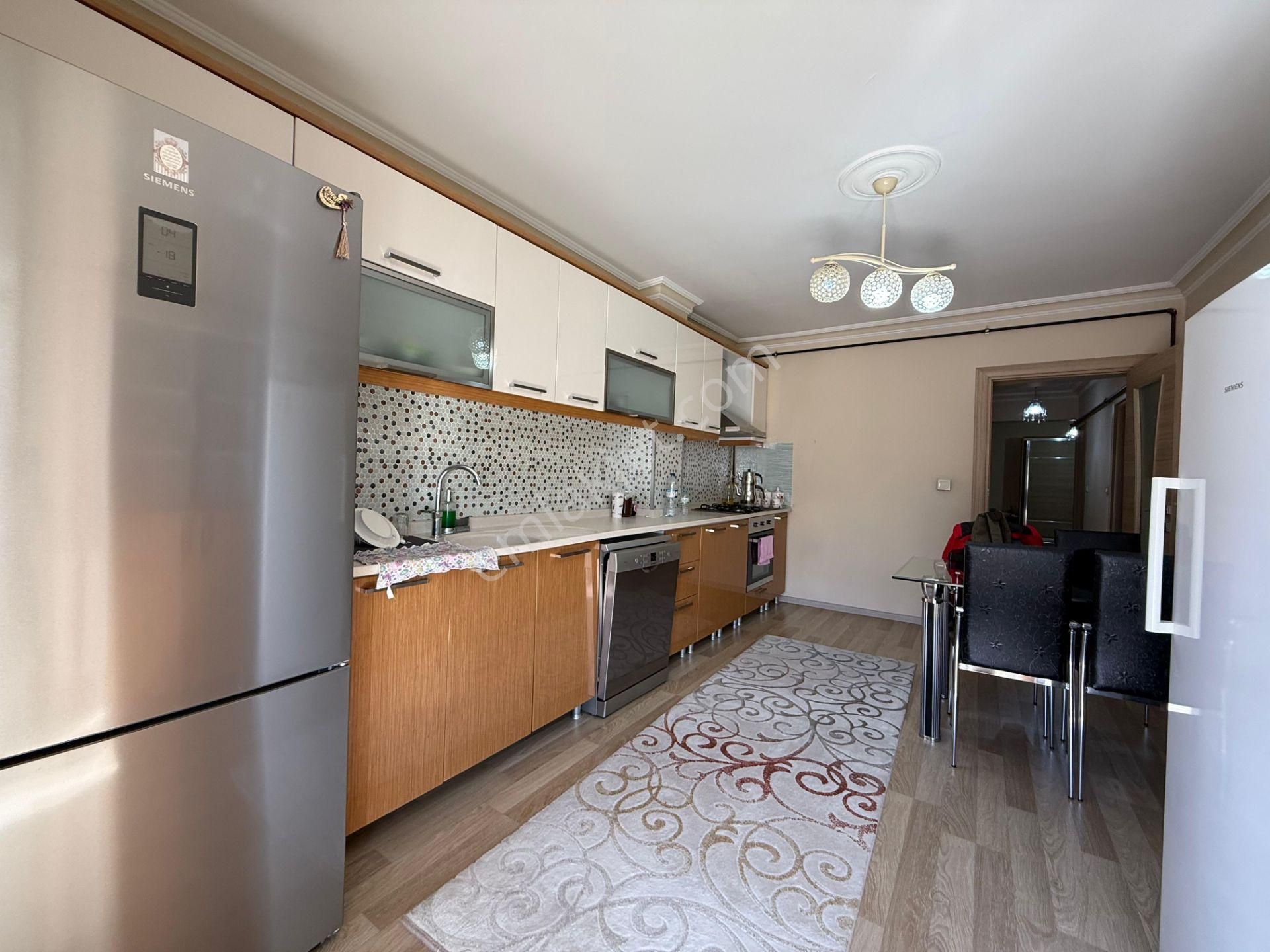 Bağcı Cad. Paraleli Ebeveyn Banyolu Çift Balkonlu 140 M2 - Görsel 5