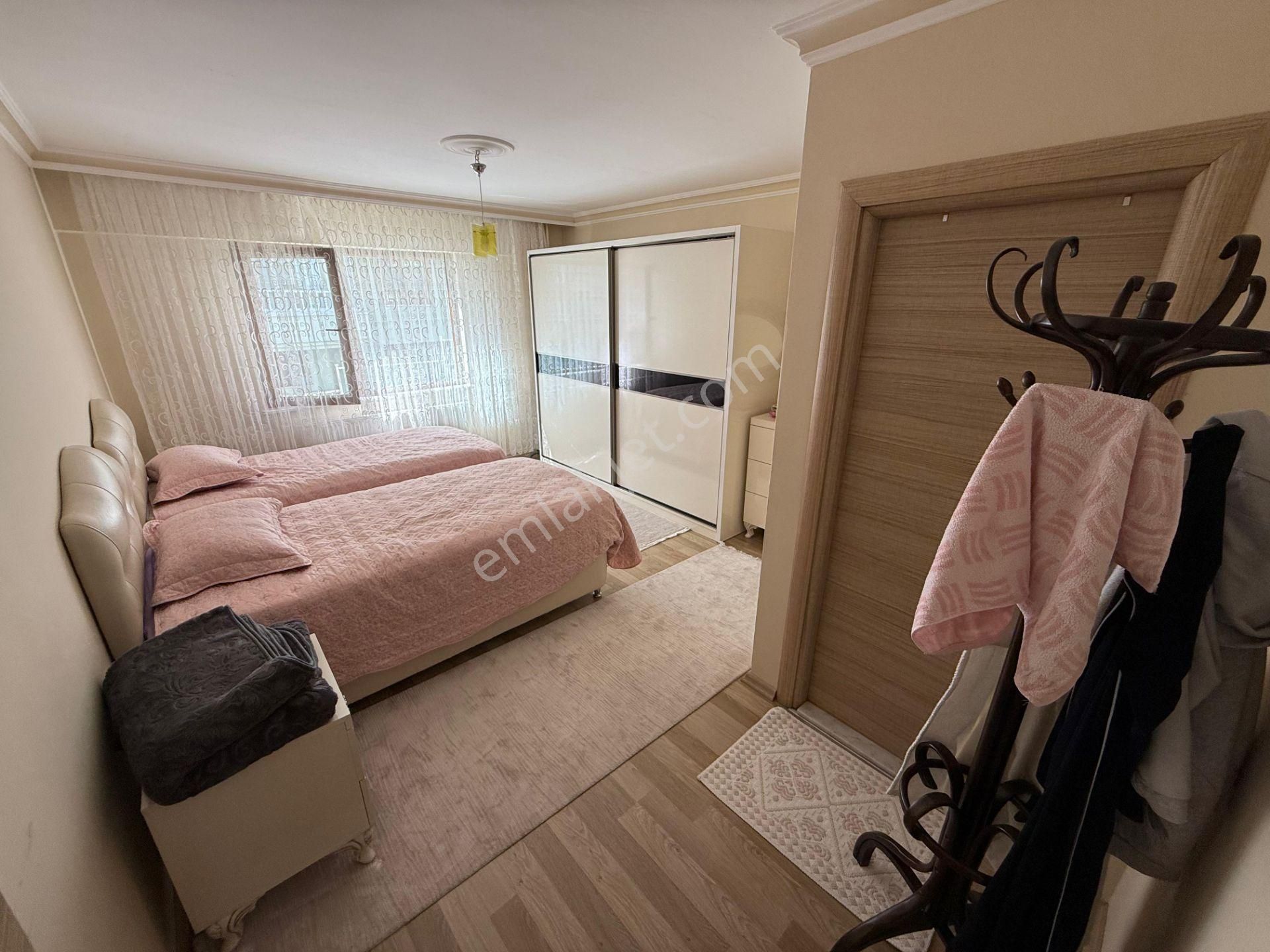 Bağcı Cad. Paraleli Ebeveyn Banyolu Çift Balkonlu 140 M2 - Görsel 15