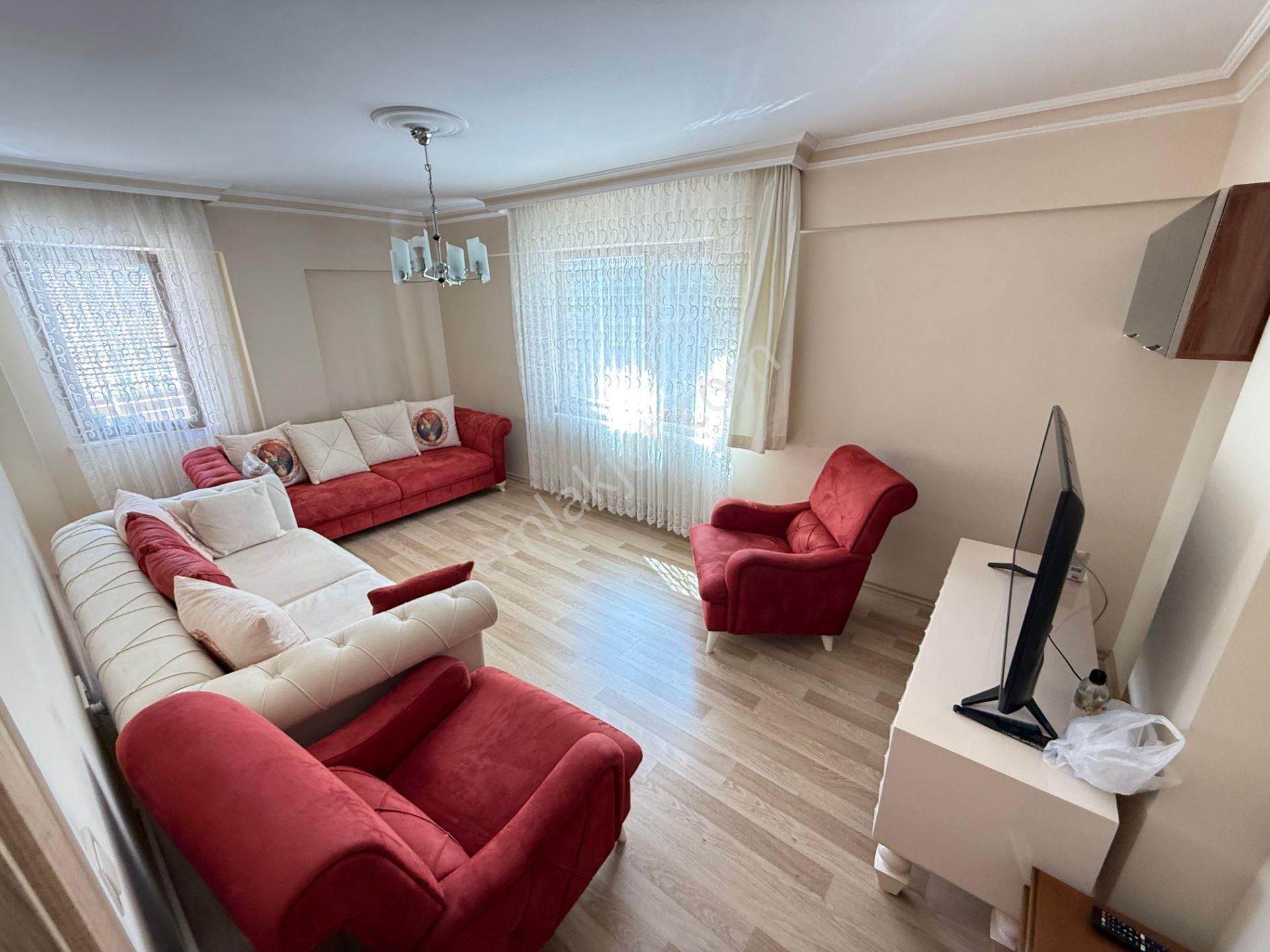 Bağcı Cad. Paraleli Ebeveyn Banyolu Çift Balkonlu 140 M2 - Görsel 9