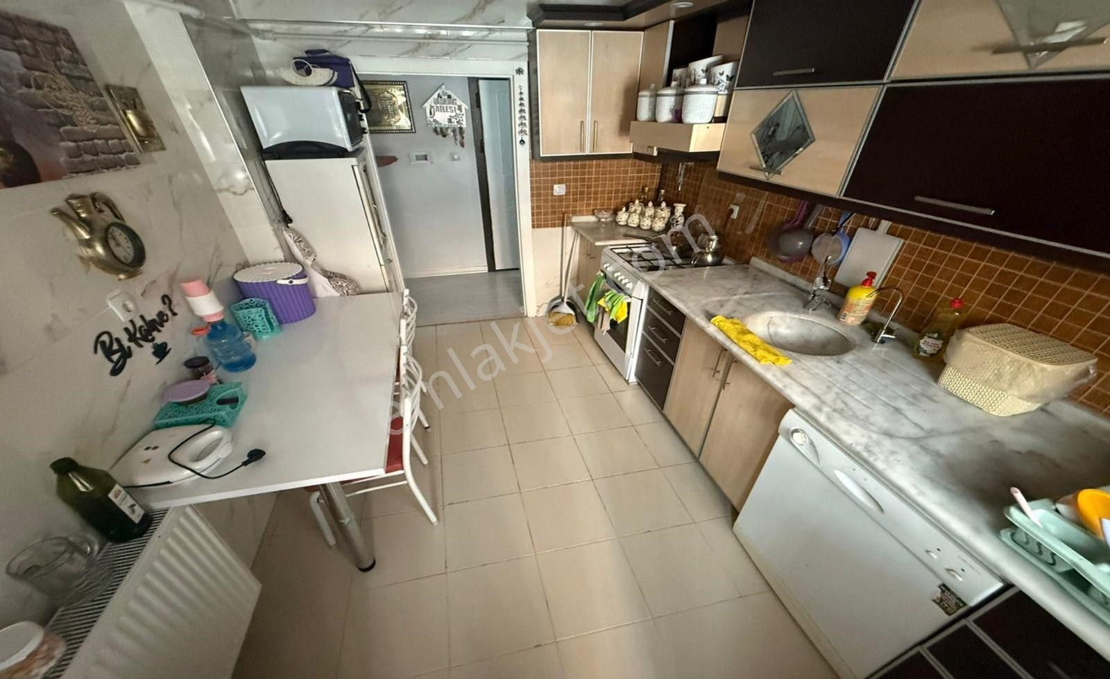 Kanuni Mahallesi'nde 3+1 Yapılı Daire!