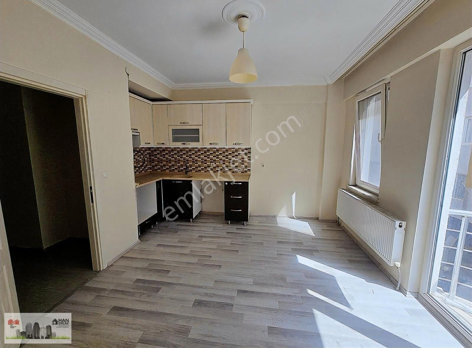 Barbaros Atatürk Caddesi Yakınında 1+1 Kiralık Daire 18500 Tl - Görsel 7