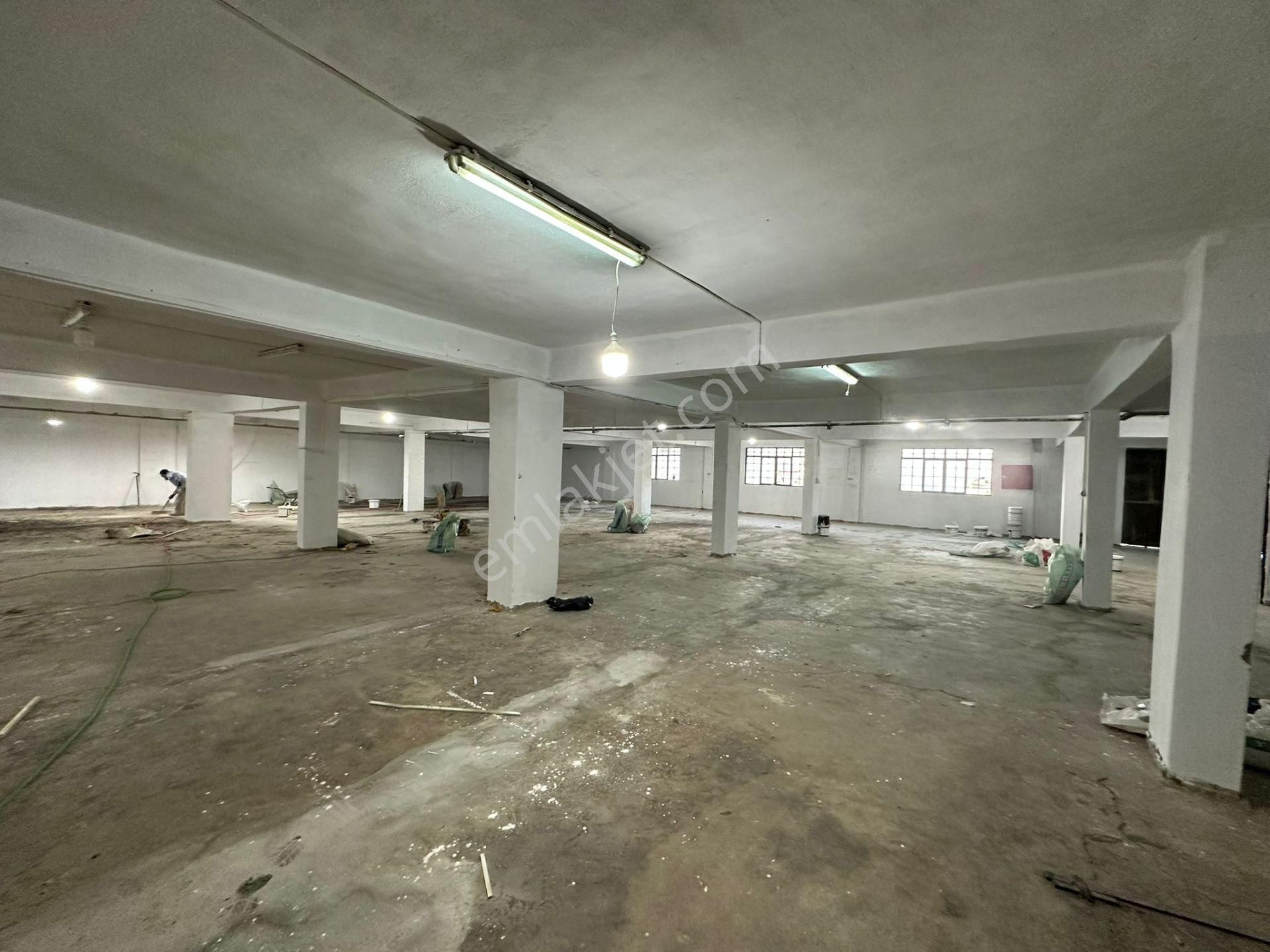 2tır+1kamyon Aynıanda İndirbindir Yapılan 2 Cephe 2850m İşyeri - Görsel 33