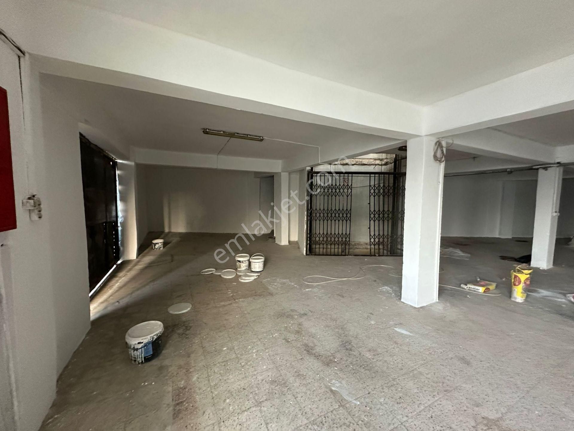 2tır+1kamyon Aynıanda İndirbindir Yapılan 2 Cephe 2850m İşyeri - Görsel 34