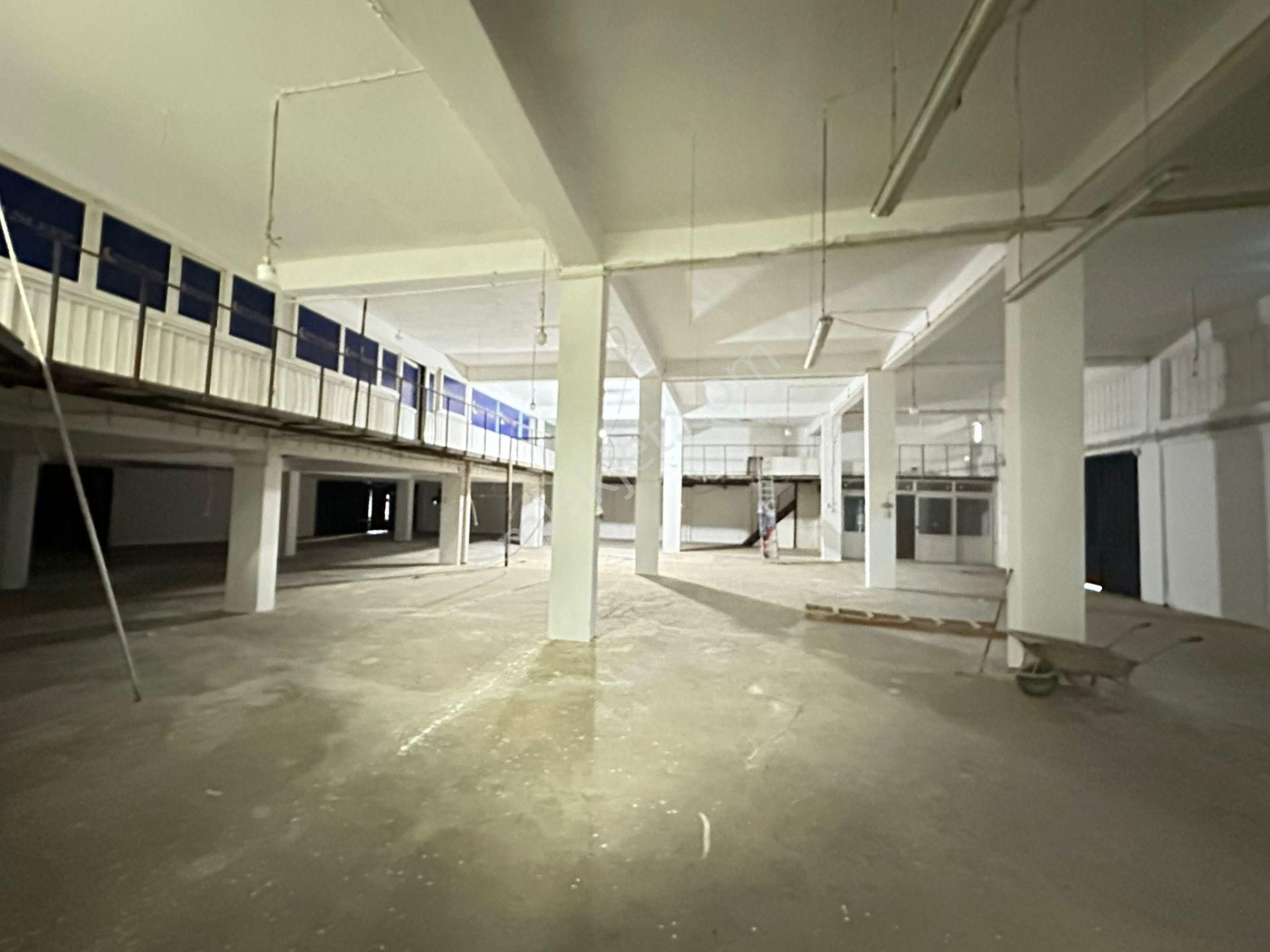 2tır+1kamyon Aynıanda İndirbindir Yapılan 2 Cephe 2850m İşyeri - Görsel 26