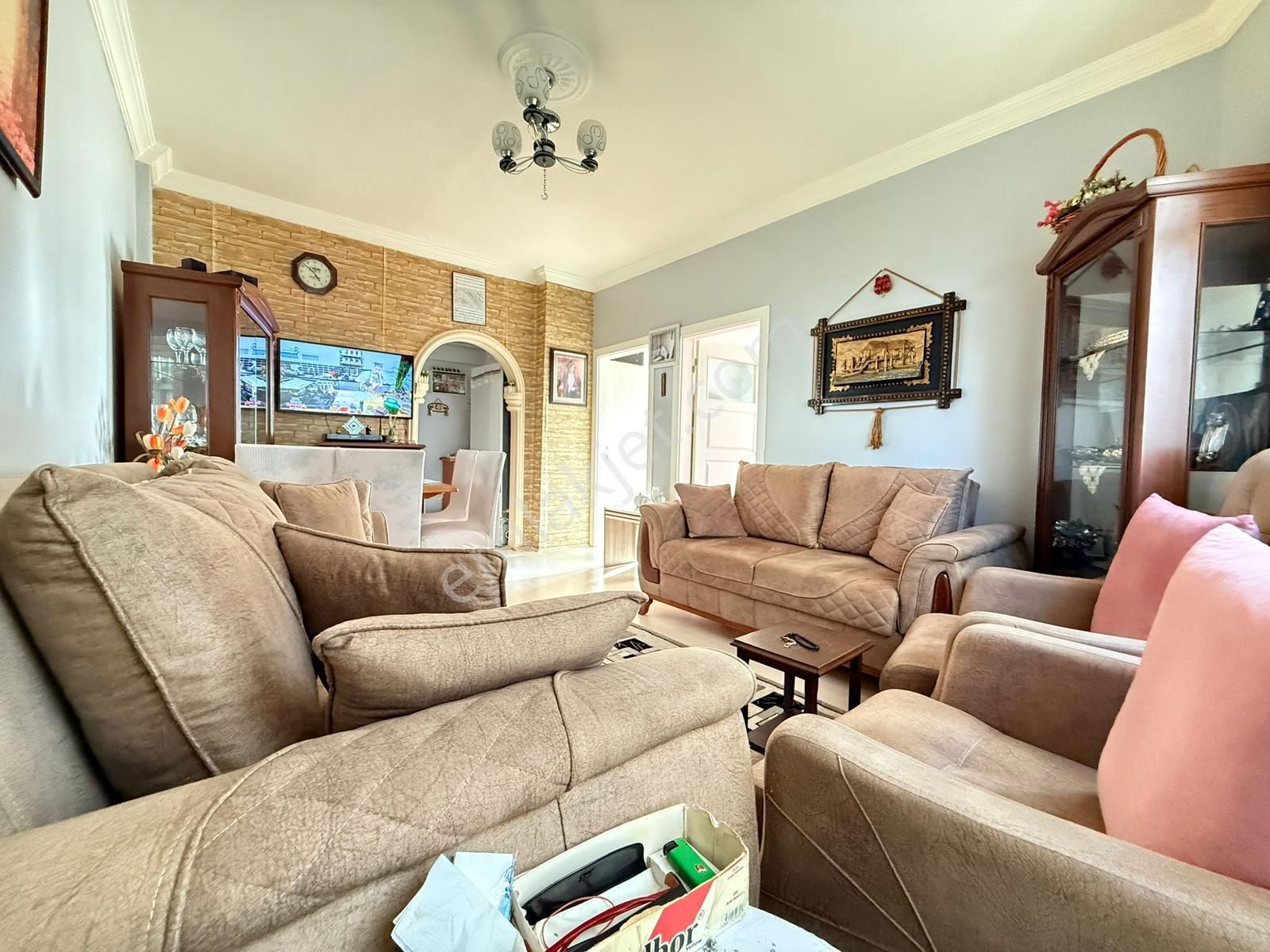 Bağlarbaşı'nda Cadde Üzeri 3+1 Daire! - Görsel 4