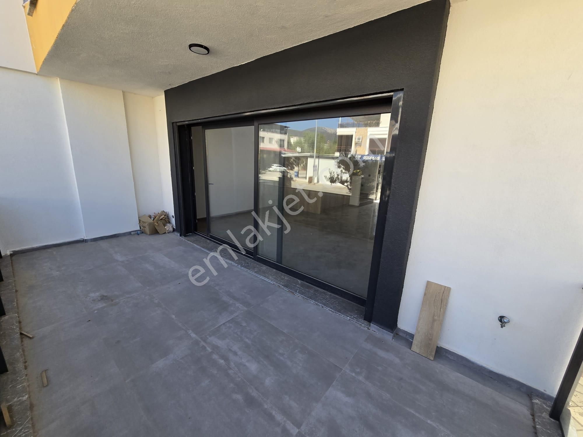 Akbükte Denize 100 Adım, Lüks 4+1 Yarı Akıllı, Sıfır Villa - Görsel 27