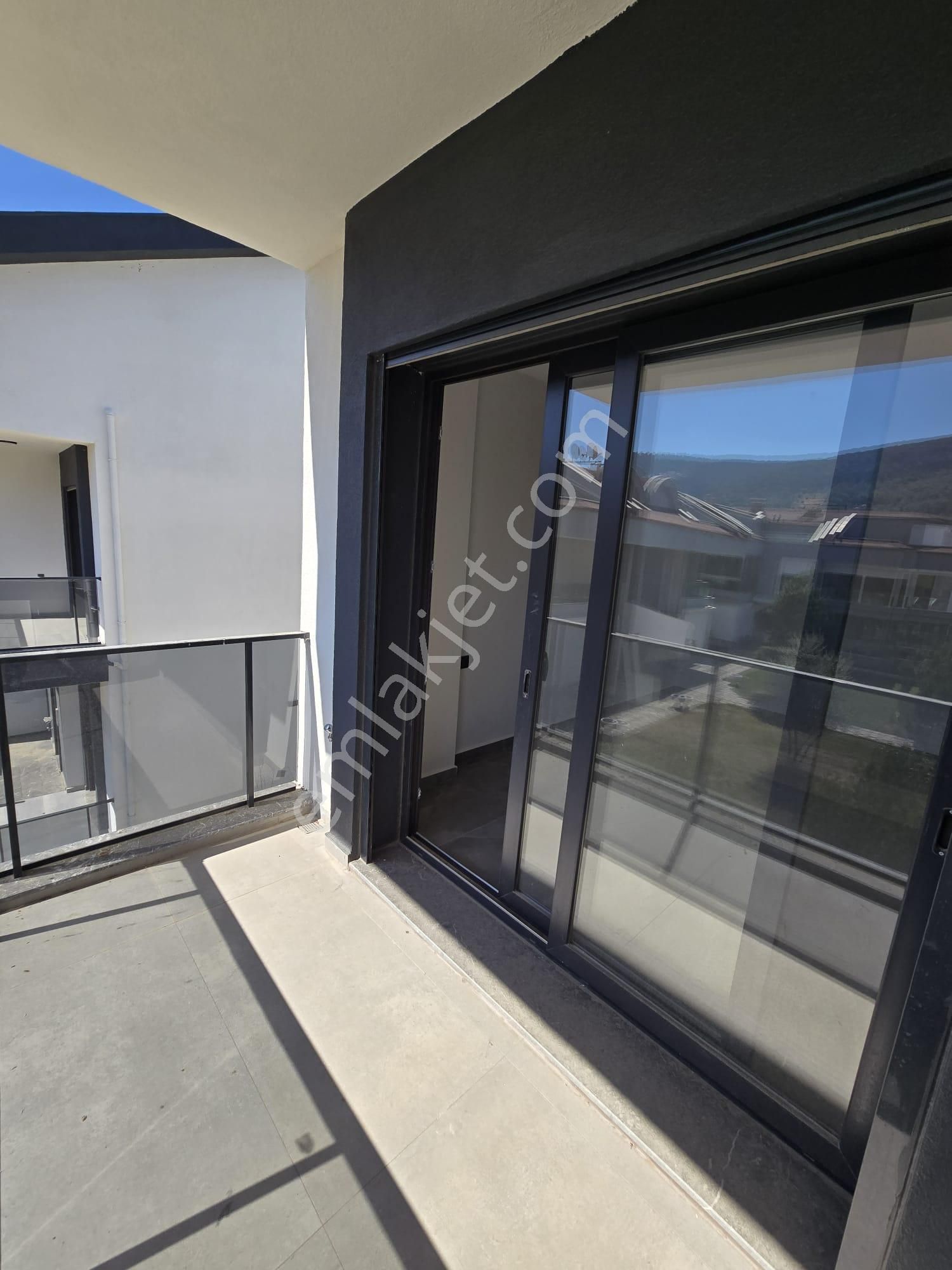 Akbükte Denize 100 Adım, Lüks 4+1 Yarı Akıllı, Sıfır Villa - Görsel 26