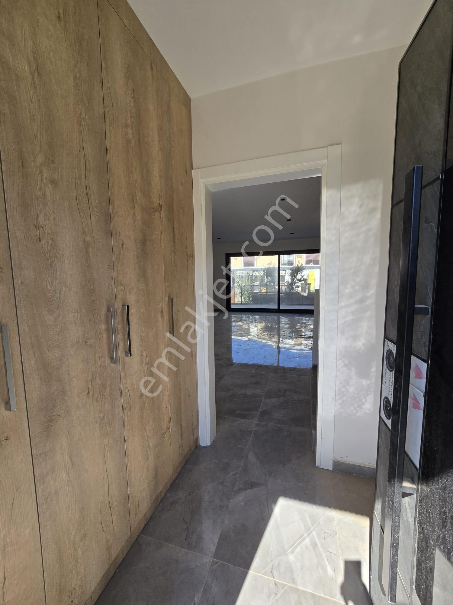 Akbükte Denize 100 Adım, Lüks 4+1 Yarı Akıllı, Sıfır Villa - Görsel 7