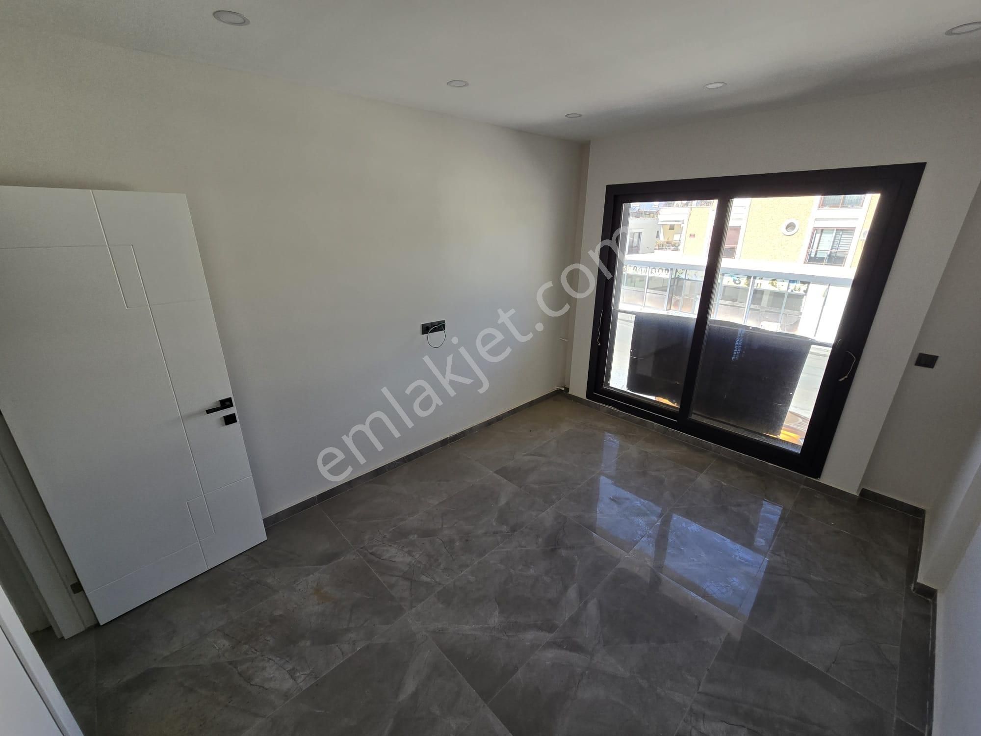Akbükte Denize 100 Adım, Lüks 4+1 Yarı Akıllı, Sıfır Villa - Görsel 24