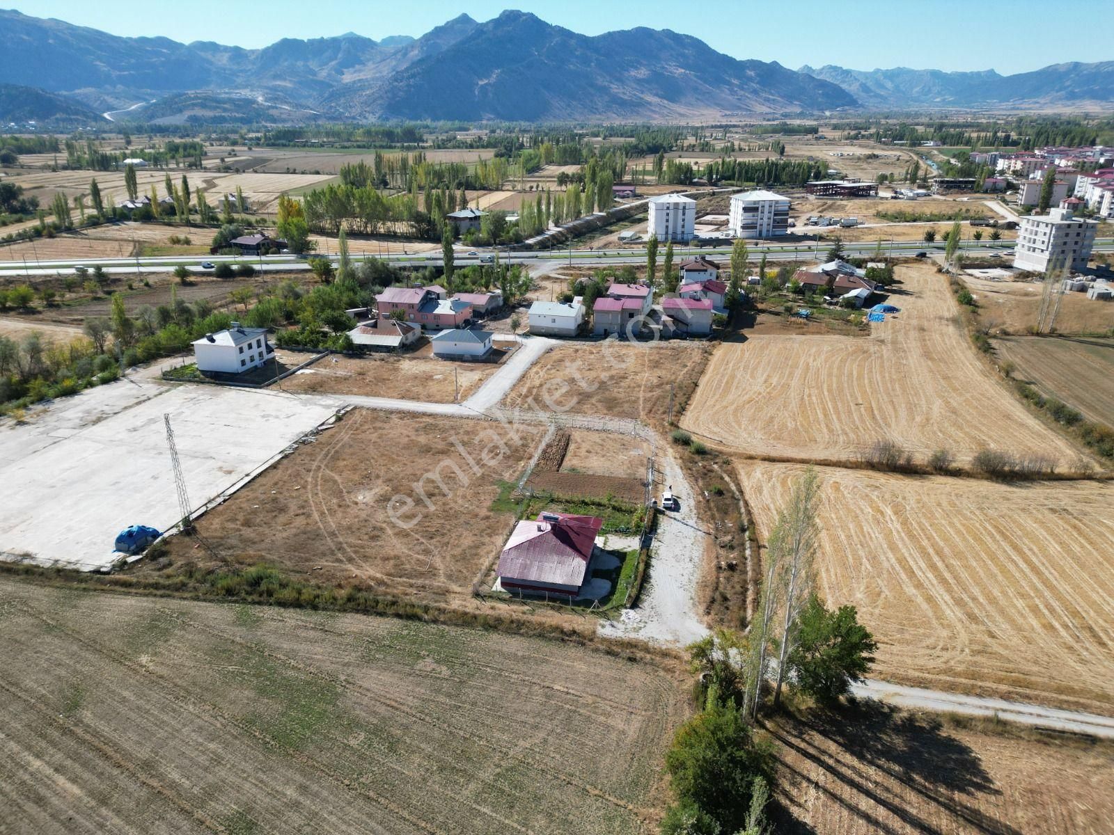 Cb'den Satılık Göksunda Satılık Bağ Evi - Görsel 4