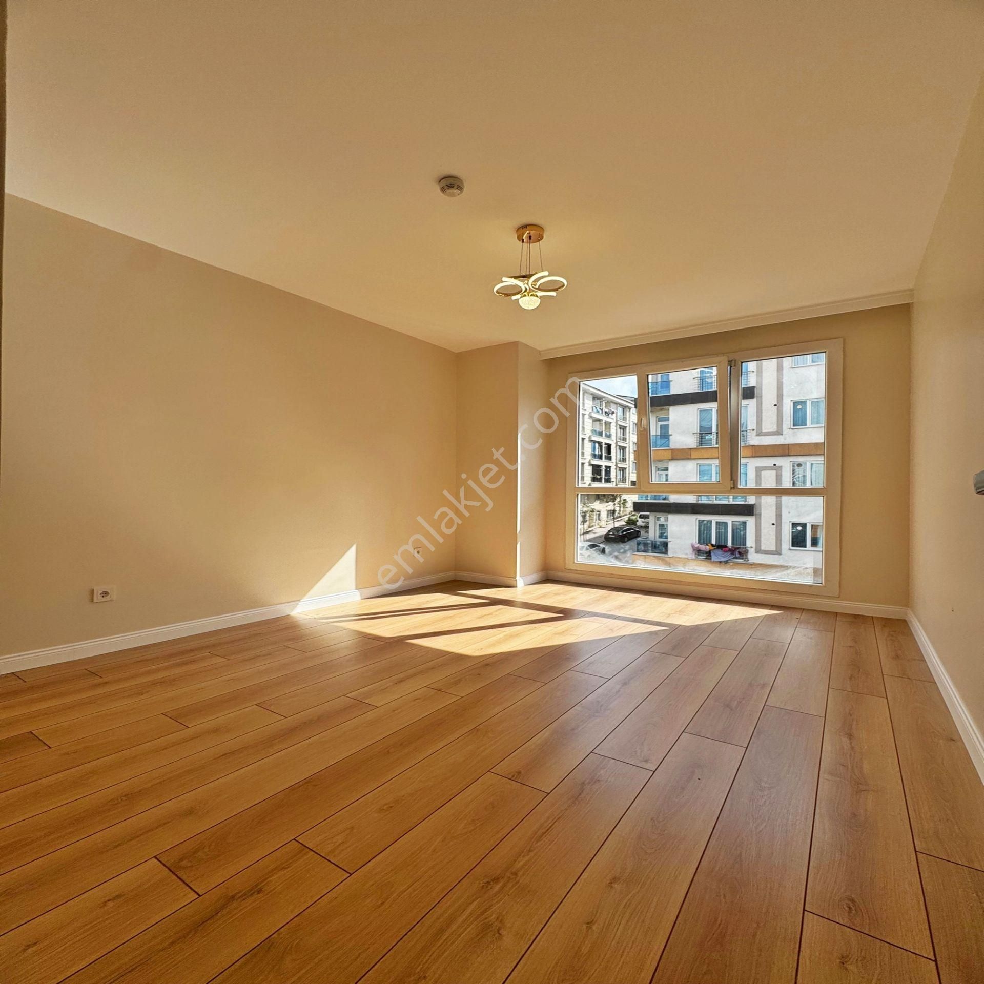 İşte Aradığınız.! Mehterçeşme'de Genişm2 3+1 Satılık Daire - Görsel 6