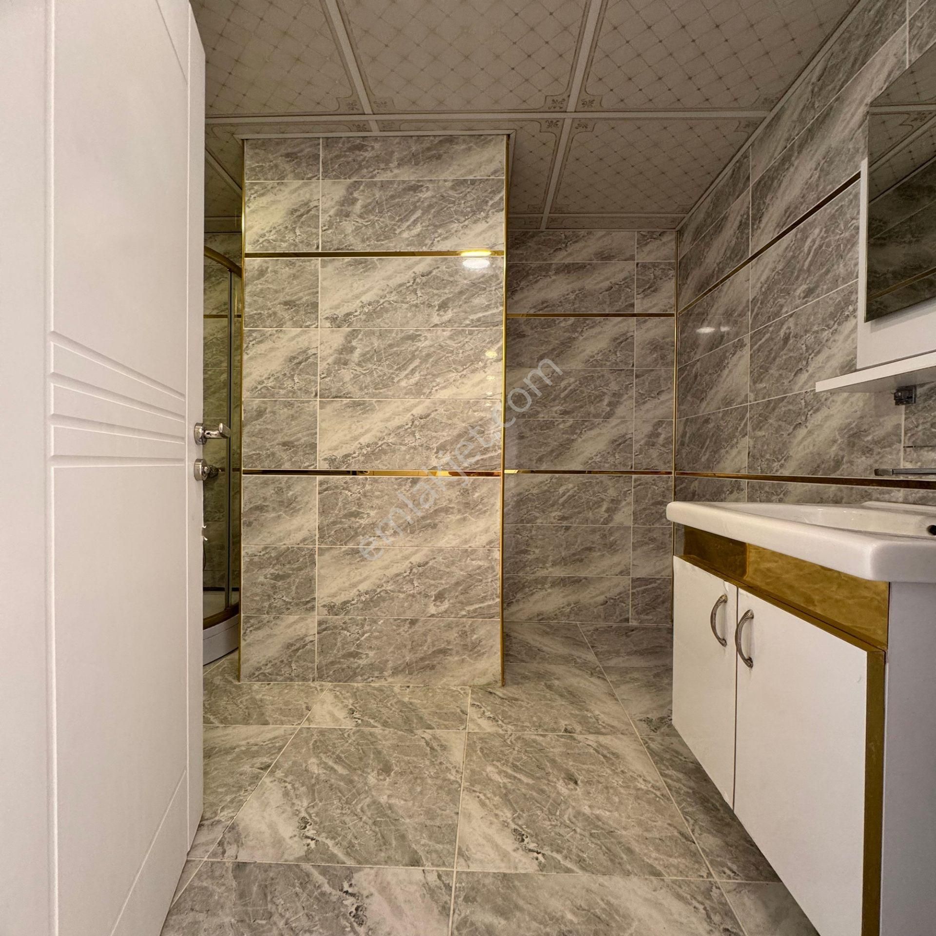 İşte Aradığınız.! Mehterçeşme'de Genişm2 3+1 Satılık Daire - Görsel 12