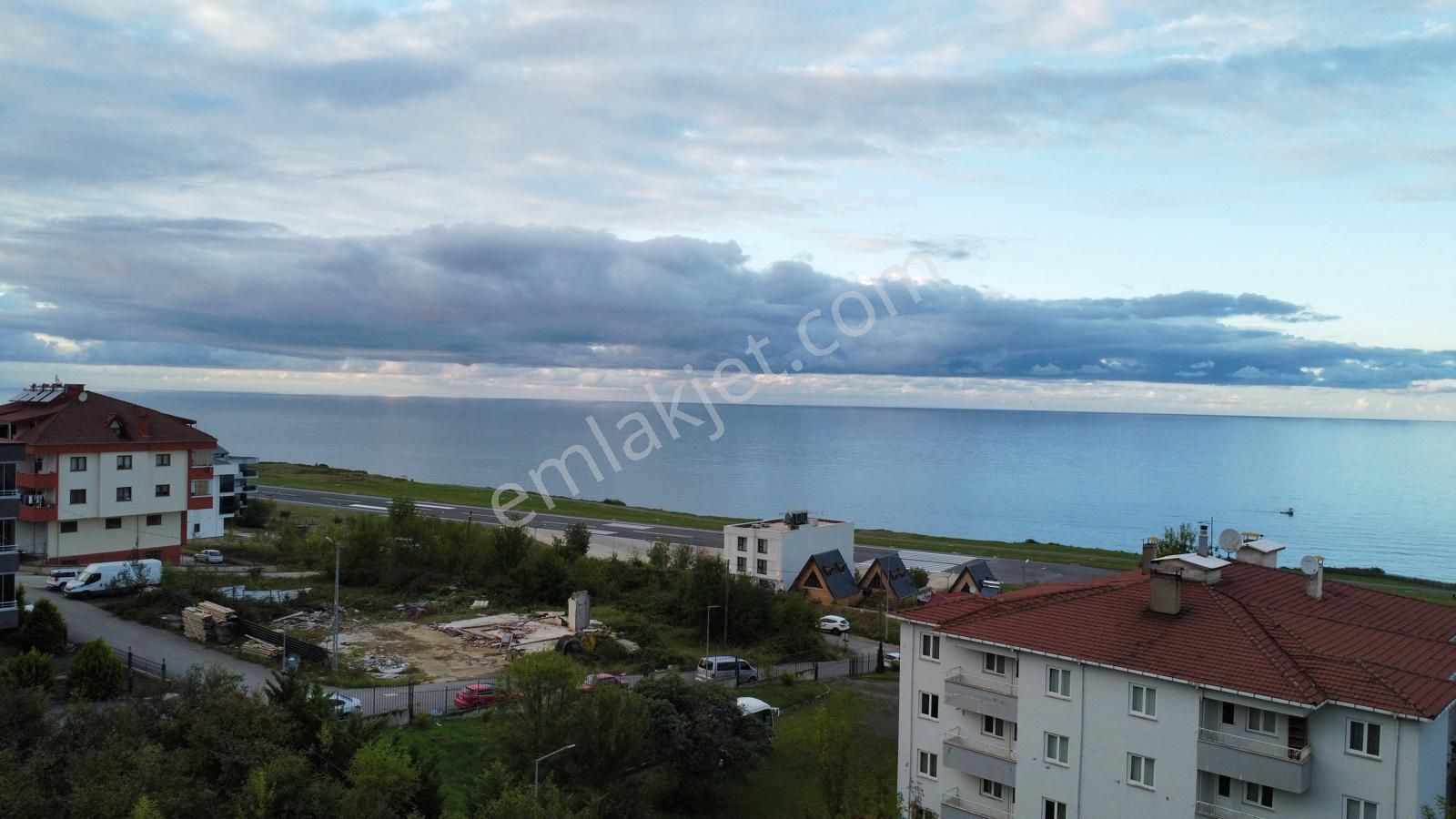 Trabzon Pelitli'de Satılık Ticari İmarlı Arsa - Görsel 14