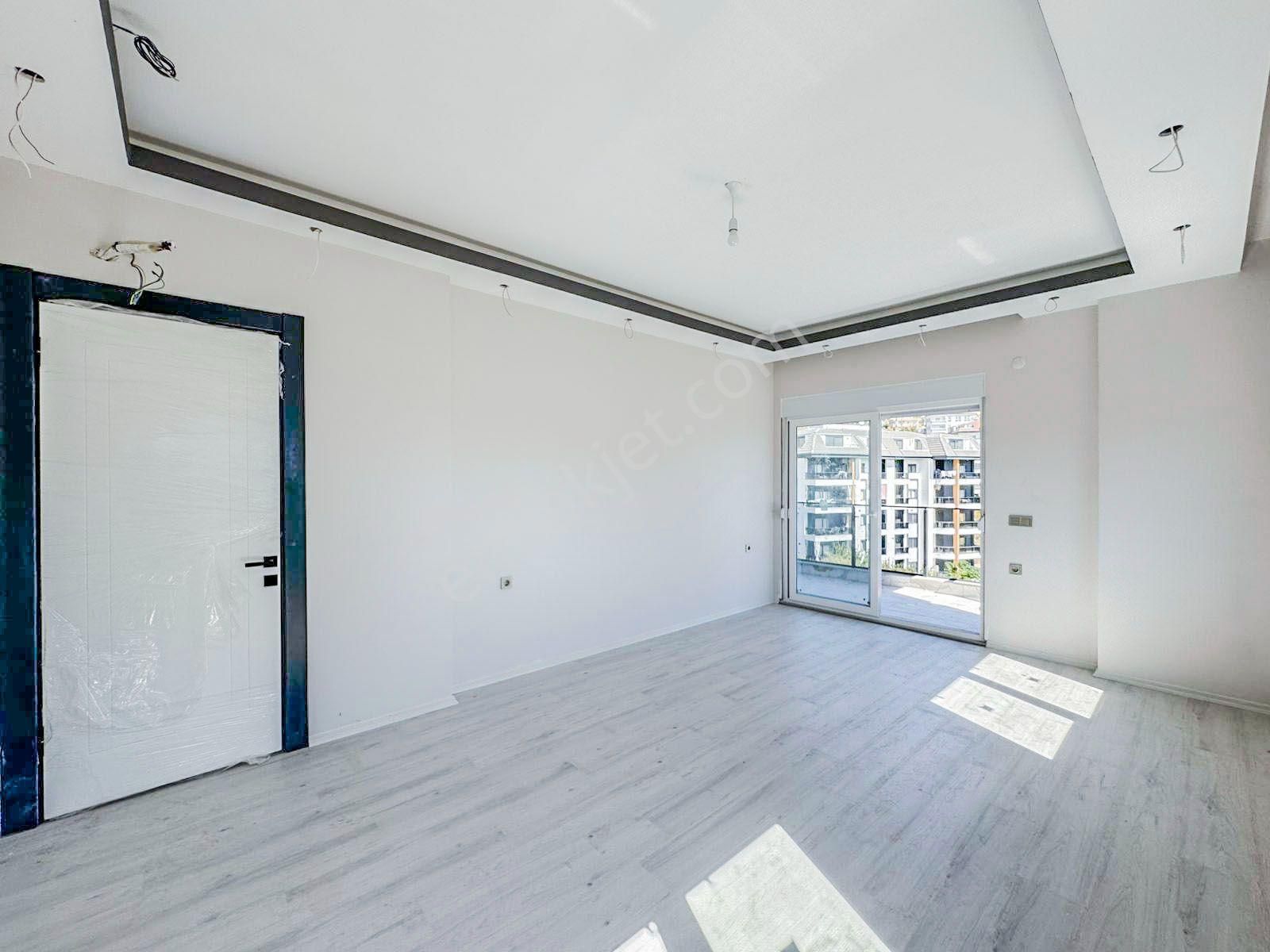 Alanya Çıplaklı'da Satılık Sıfır 3+1 Amerikan Mutfak Daire - Görsel 5