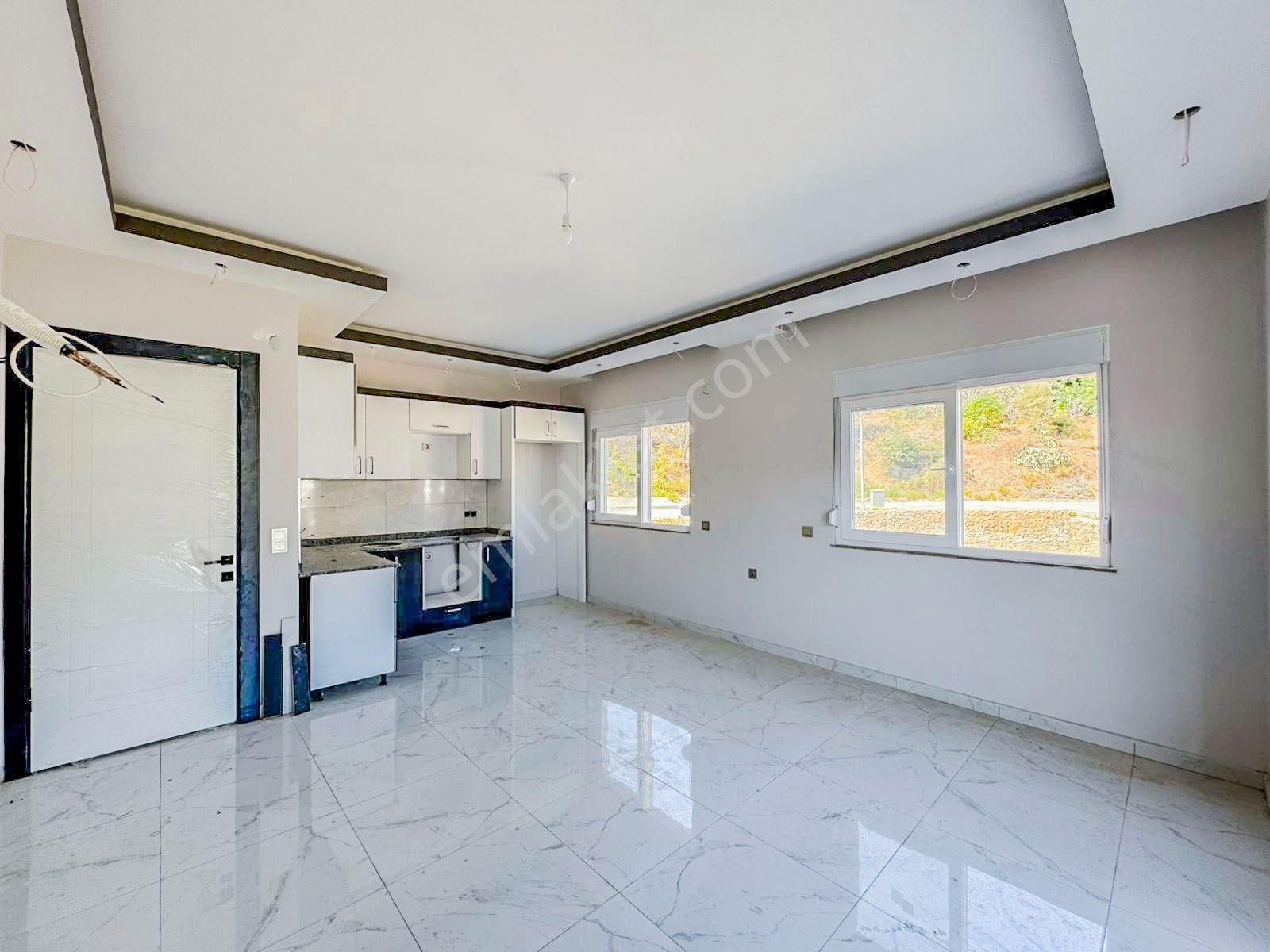 Alanya Çıplaklı'da Satılık Sıfır 3+1 Amerikan Mutfak Daire - Görsel 17