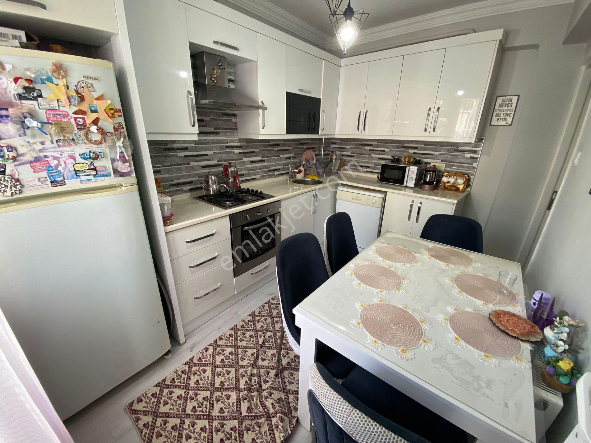 Acill Buca Efeler Mah.de Şirinyer Merkez Civarı 2+1 100m2 Dgazlı Ayrı Mutfak Havadar Satılık Daire - Görsel 14