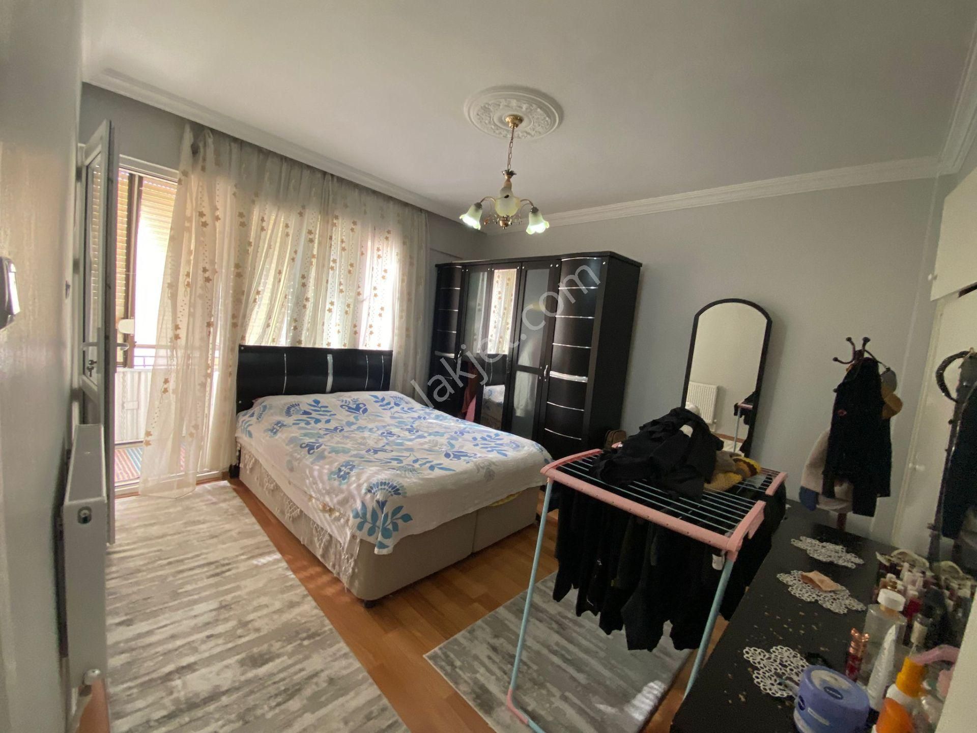 Acill Buca Efeler Mah.de Şirinyer Merkez Civarı 2+1 100m2 Dgazlı Ayrı Mutfak Havadar Satılık Daire - Görsel 9