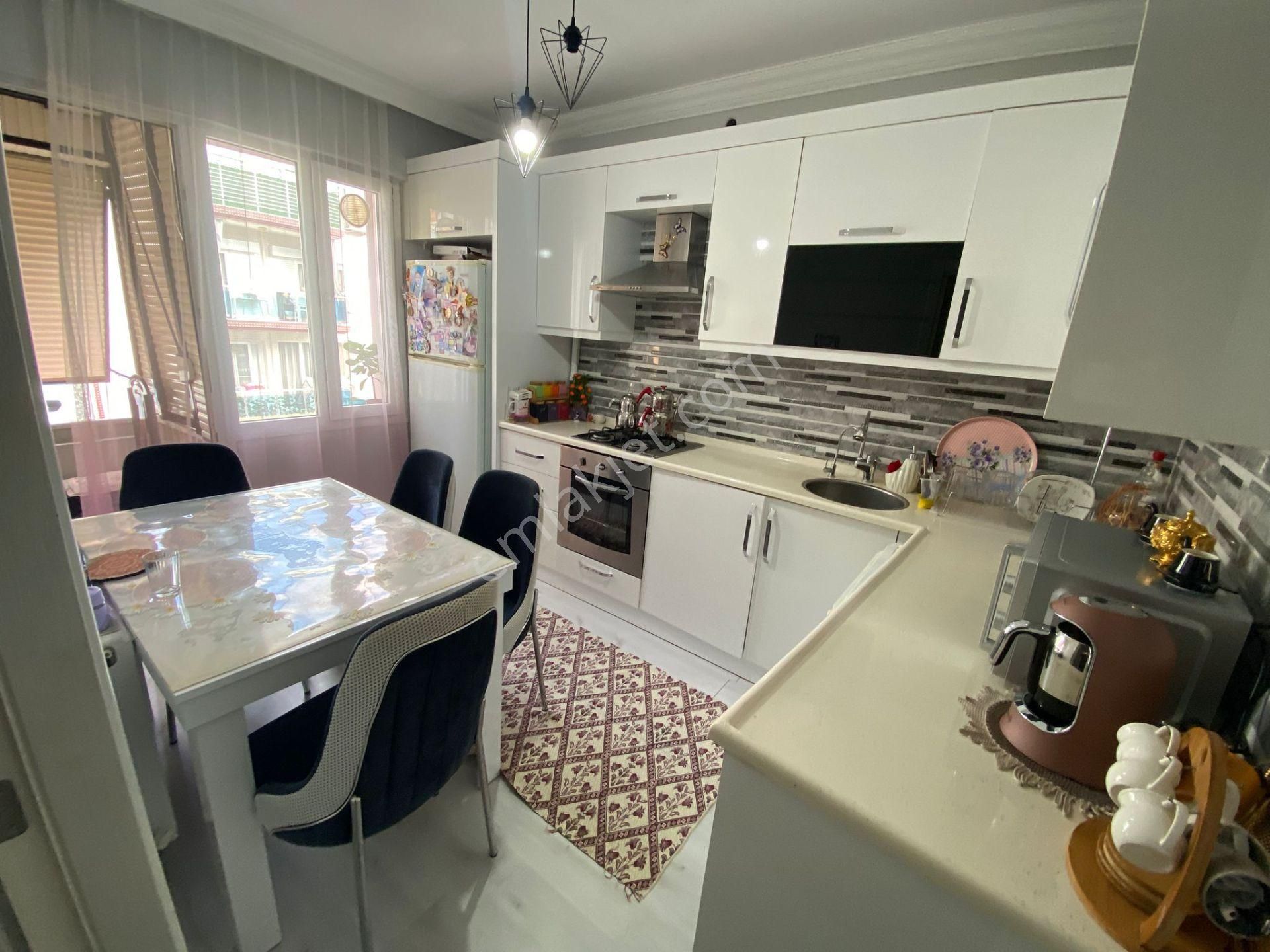 Acill Buca Efeler Mah.de Şirinyer Merkez Civarı 2+1 100m2 Dgazlı Ayrı Mutfak Havadar Satılık Daire - Görsel 15