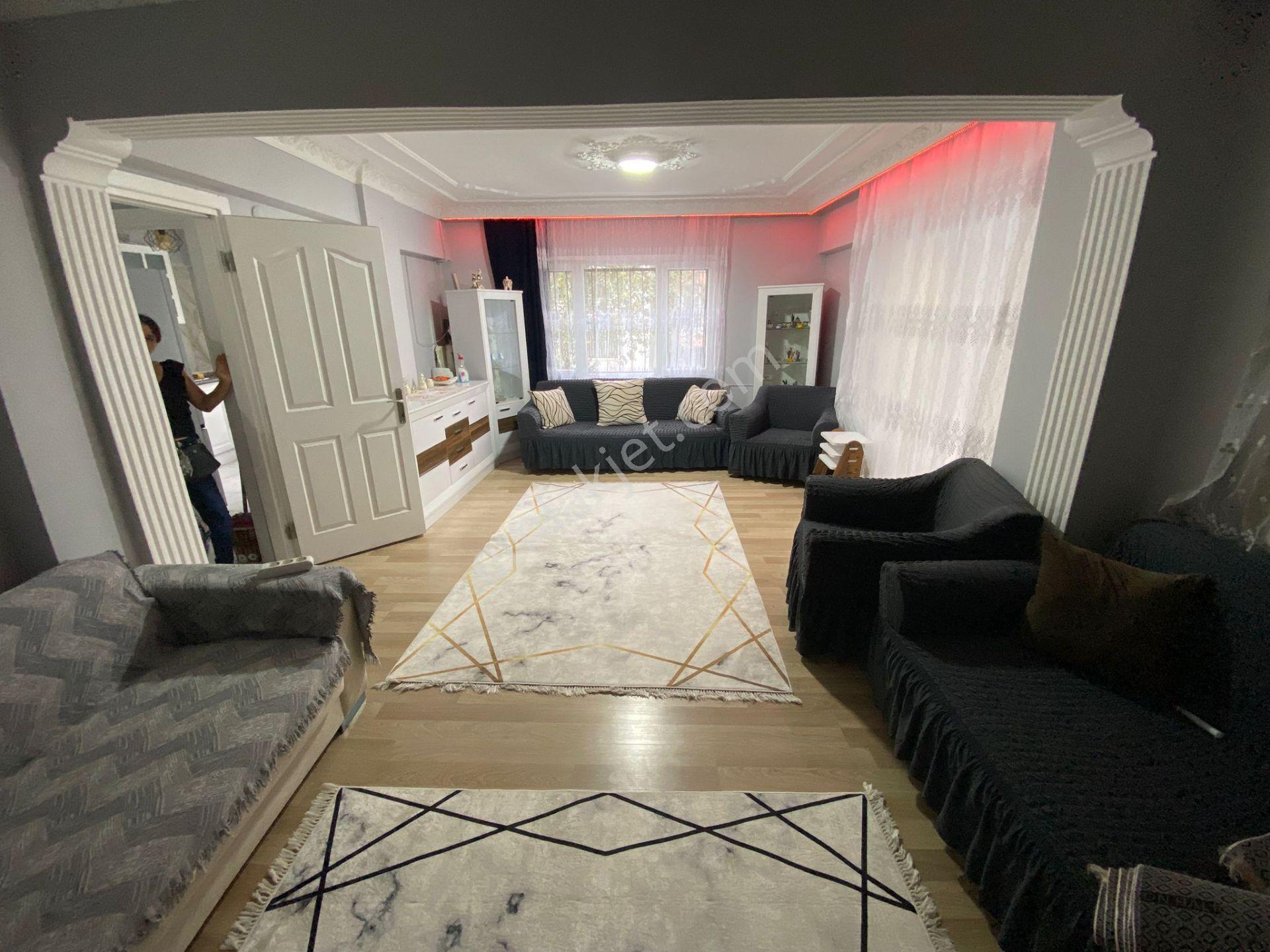 Acil Konak Zeytinlik Mah.de Kemer İzban İstasyonuna Yakını 2+1 90m2 Ayrı Mutfak Arakat Satılık Daire - Görsel 3