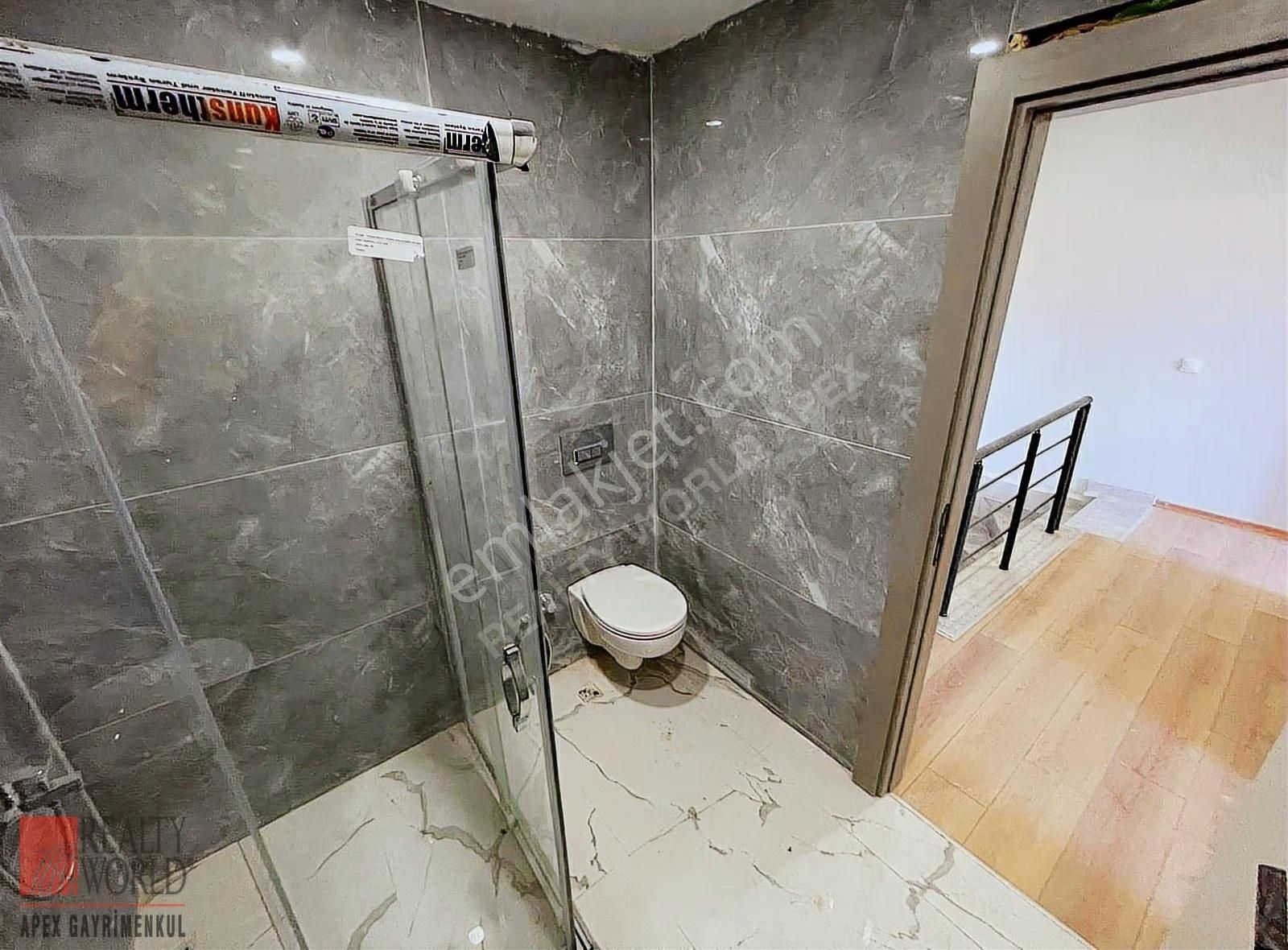 Muratpaşa Güzeloba'da Denize 600m 2+1 İskanlı Dublex Daire - Görsel 5