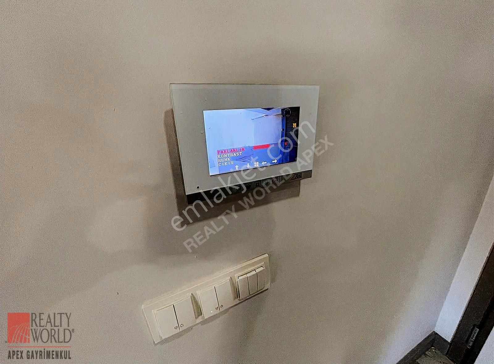Muratpaşa Güzeloba'da Denize 600m 2+1 İskanlı Dublex Daire - Görsel 13