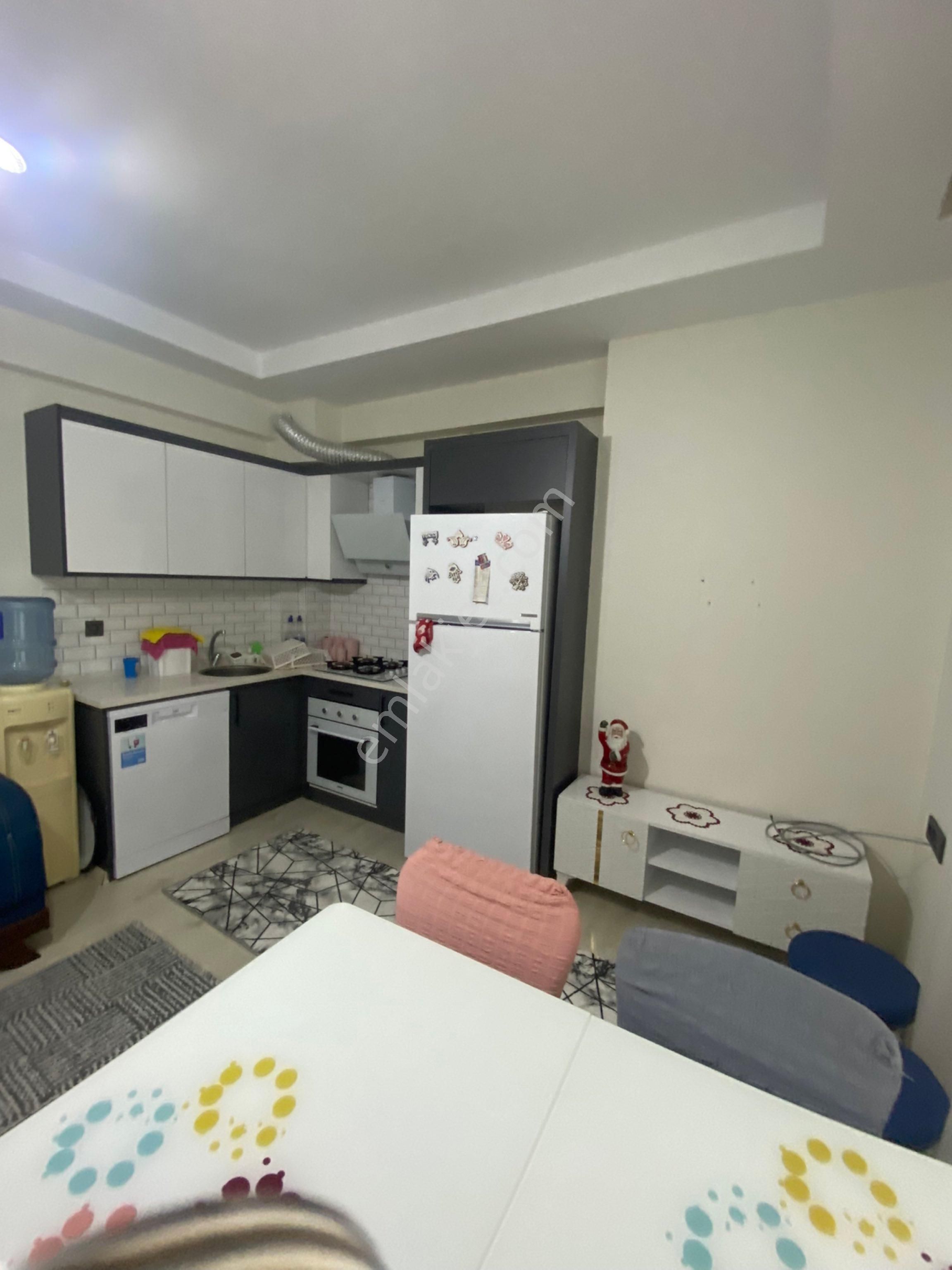 Kuşadası Davutlar’da Full Eşyalı Kiralık 2+1 Daire