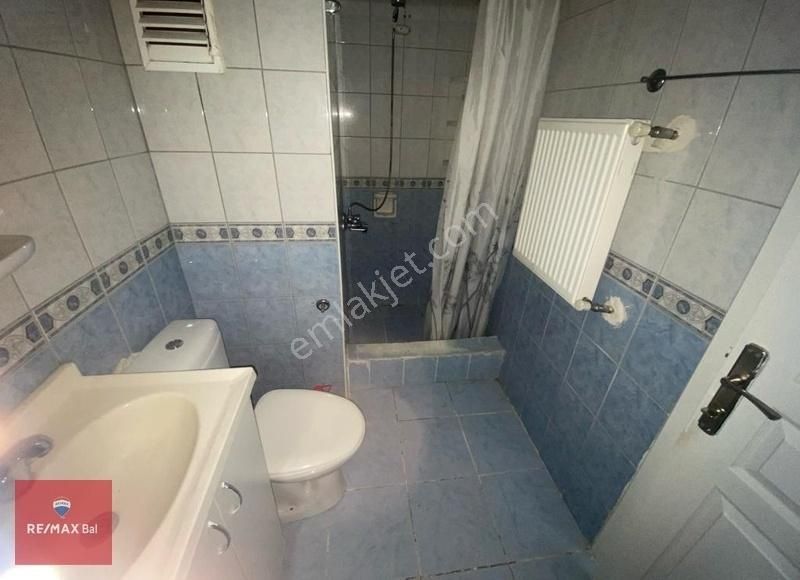 Toki Yenimahalle'de Ön -güney Cephe,ara Kat Temiz Kiralık 1+1 - Görsel 4