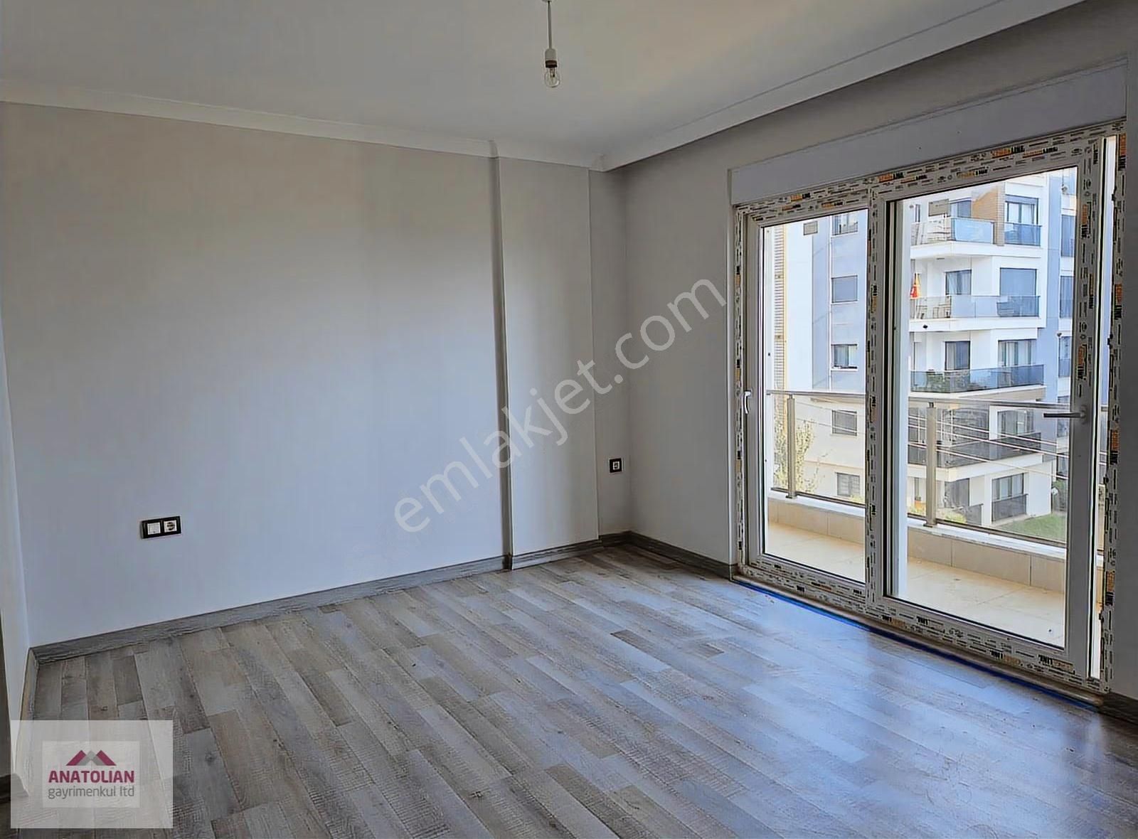 Antalya Mazıdağı Çankaya'da Full Deniz Manzaralı Arakat 3+1daire - Görsel 17