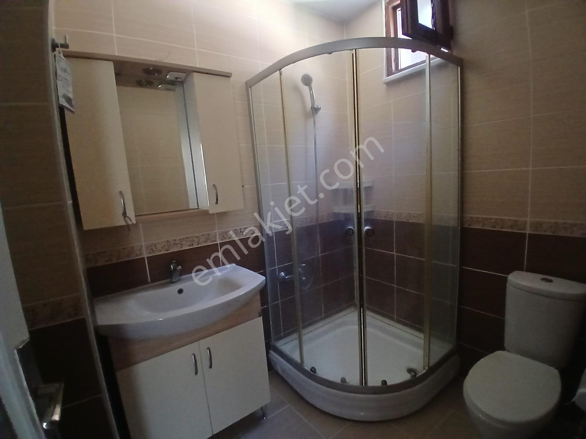 Gemlik Emlaktan Kiralık Derboyu Cadde Üzeri 2+1 - Görsel 30