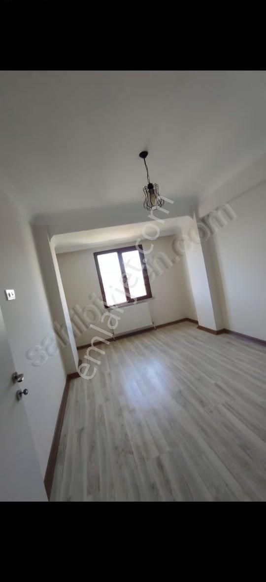 Yüzme Havuzlu Sitede 3+1 Daire - Görsel 10