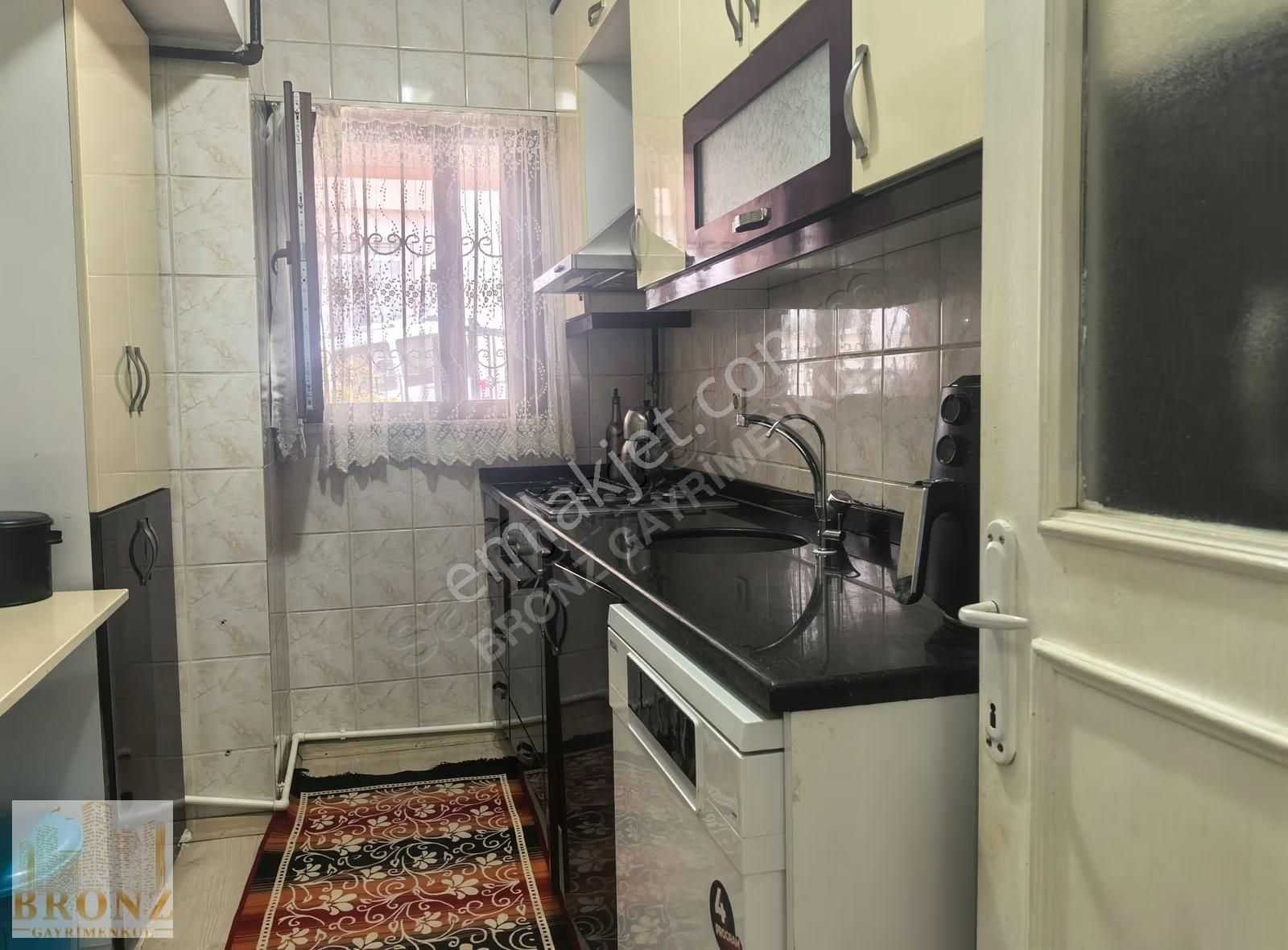 ''ümraniye Çarşıda Büyük Teraslı Metroya Yakın Ferah 3+1 - Görsel 5