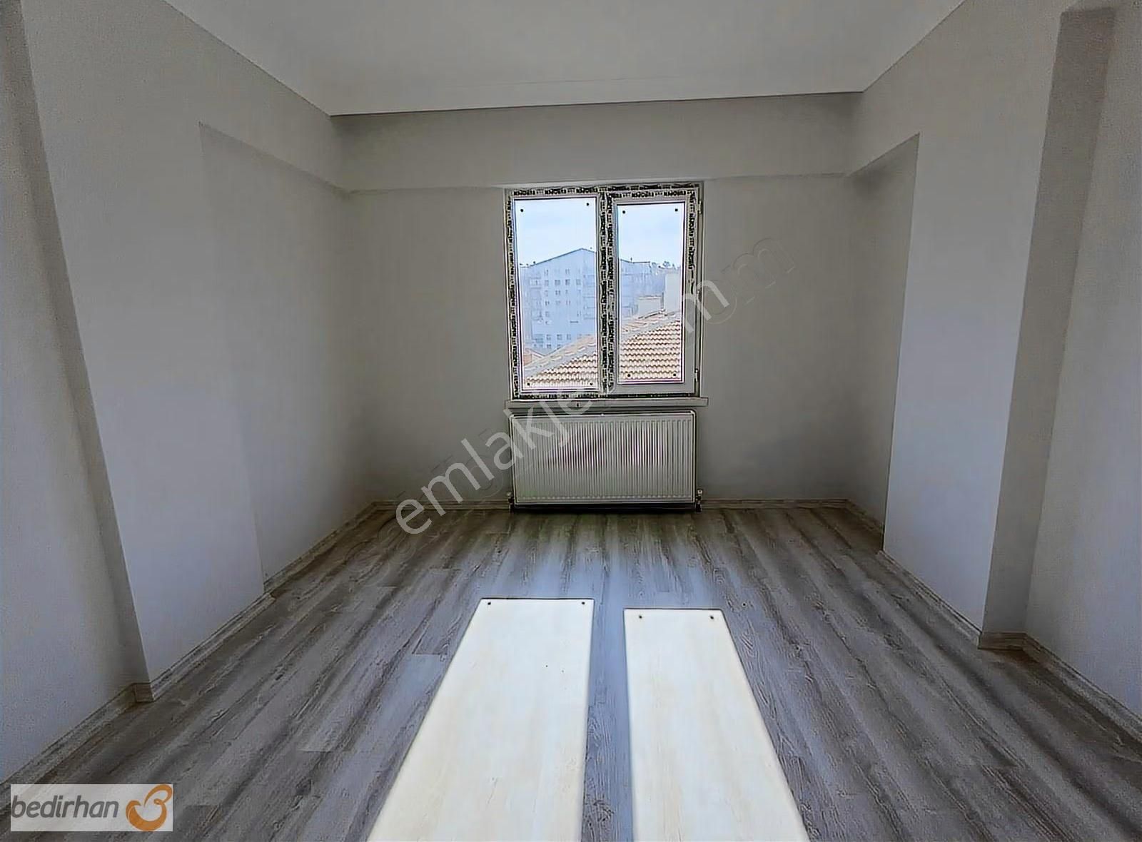 Bedirhan Emlak Tan K.ören Karşıyaka Da 3+1 Kat 5 Te Kombili - Görsel 17