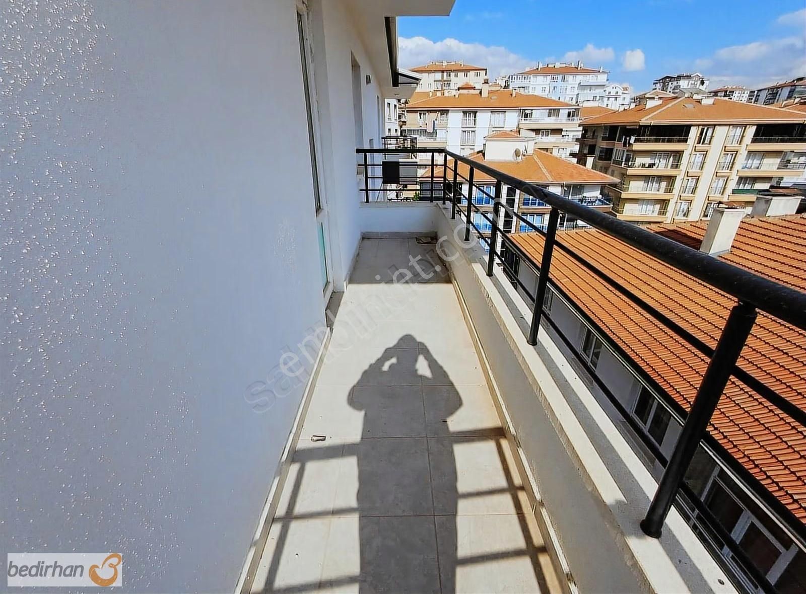 Bedirhan Emlak Tan K.ören Karşıyaka Da 3+1 Kat 5 Te Kombili - Görsel 5