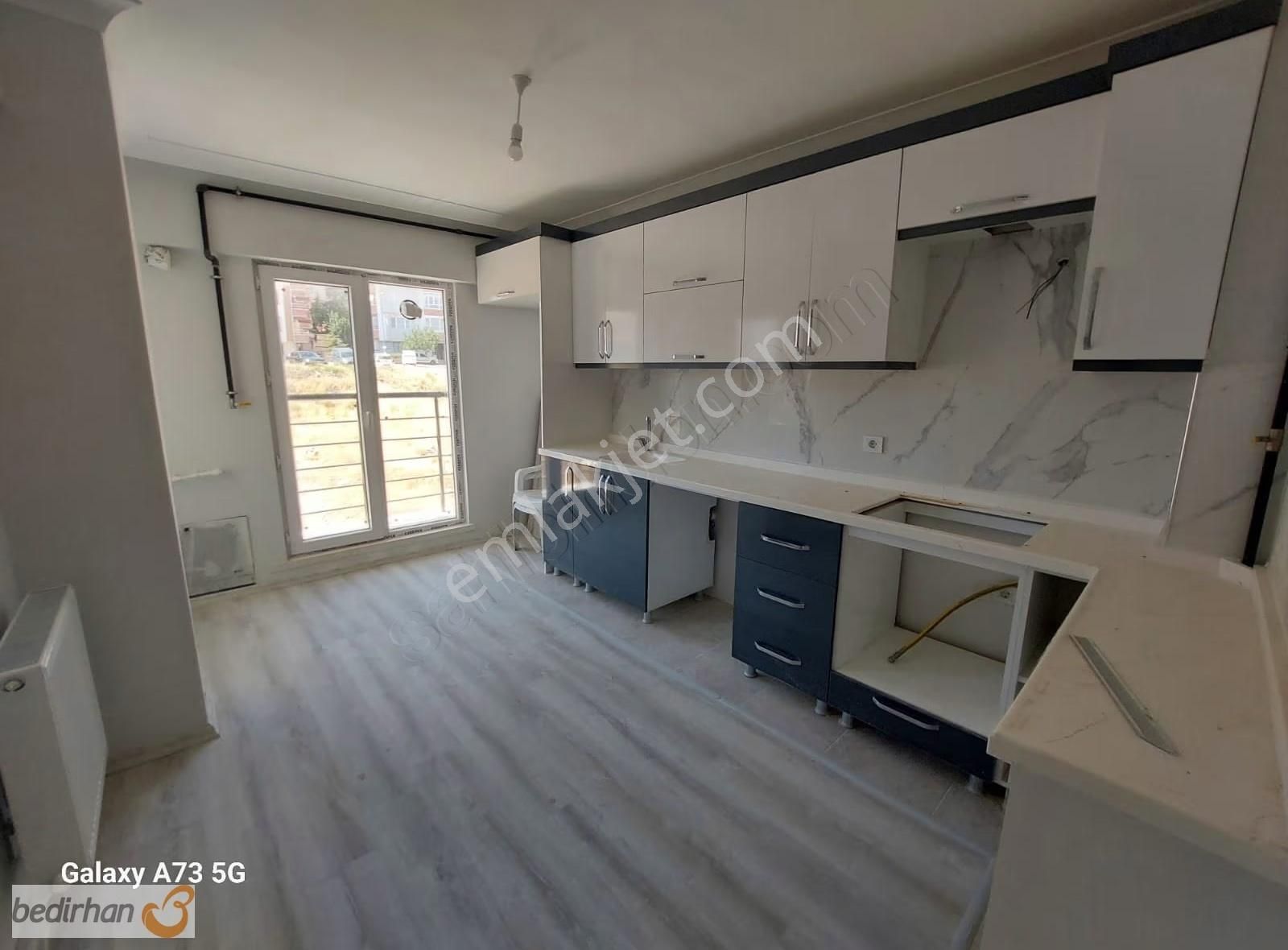 Bedirhan Emlak Tan K.ören Karşıyaka Da 3+1 Kat 5 Te Kombili - Görsel 13