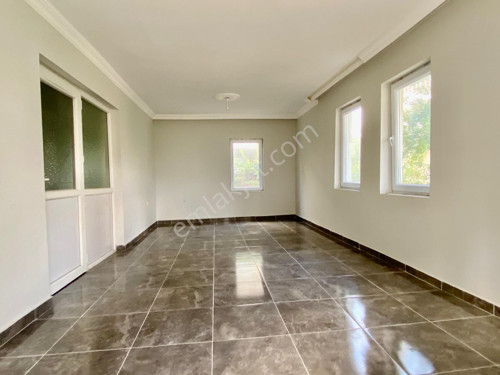 Serik Boğazkent Müstakil Tripleks Satılık 3+1 Villa - Görsel 12