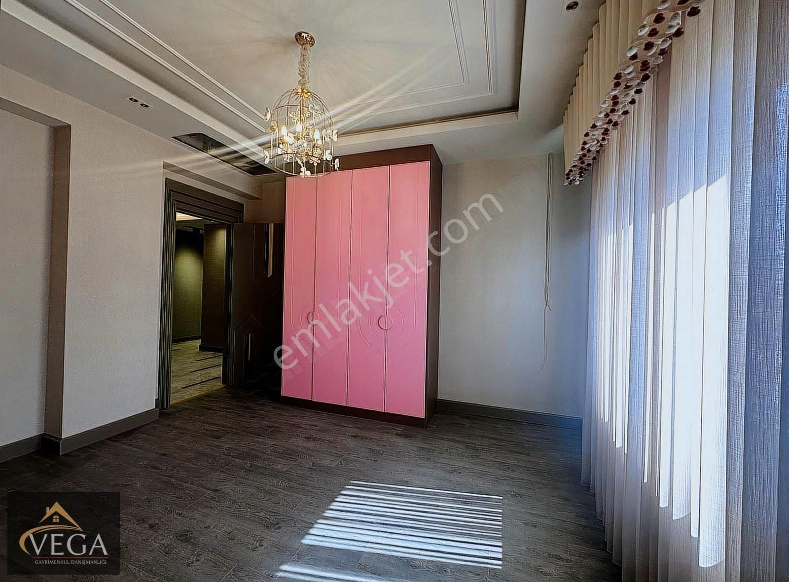 Vega Gayrimenkul'den 15 Temmuz Mevkinde 5.5+1 Satılık Daire - Görsel 34