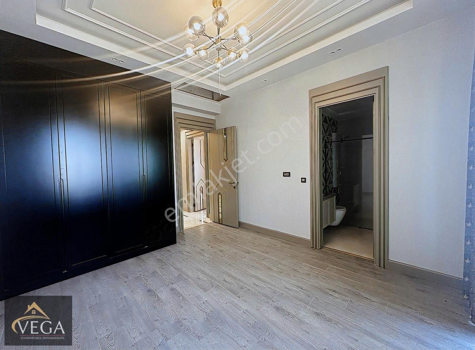 Vega Gayrimenkul'den 15 Temmuz Mevkinde 5.5+1 Satılık Daire - Görsel 25