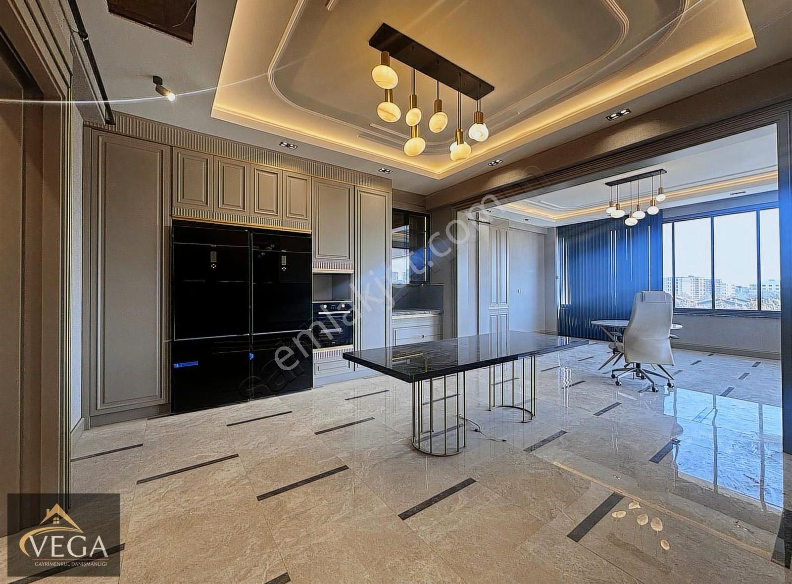 Vega Gayrimenkul'den 15 Temmuz Mevkinde 5.5+1 Satılık Daire - Görsel 4