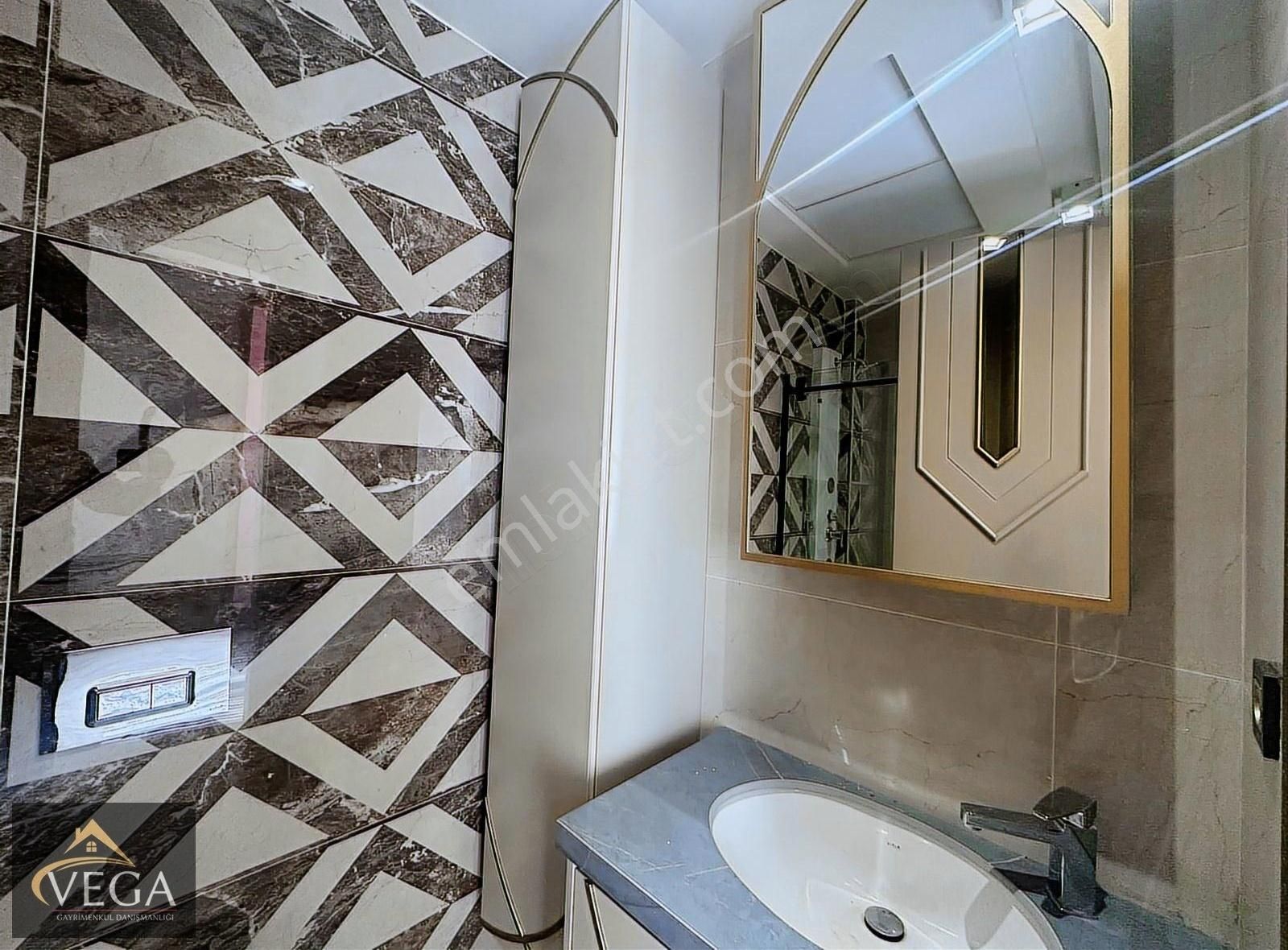 Vega Gayrimenkul'den 15 Temmuz Mevkinde 5.5+1 Satılık Daire - Görsel 33