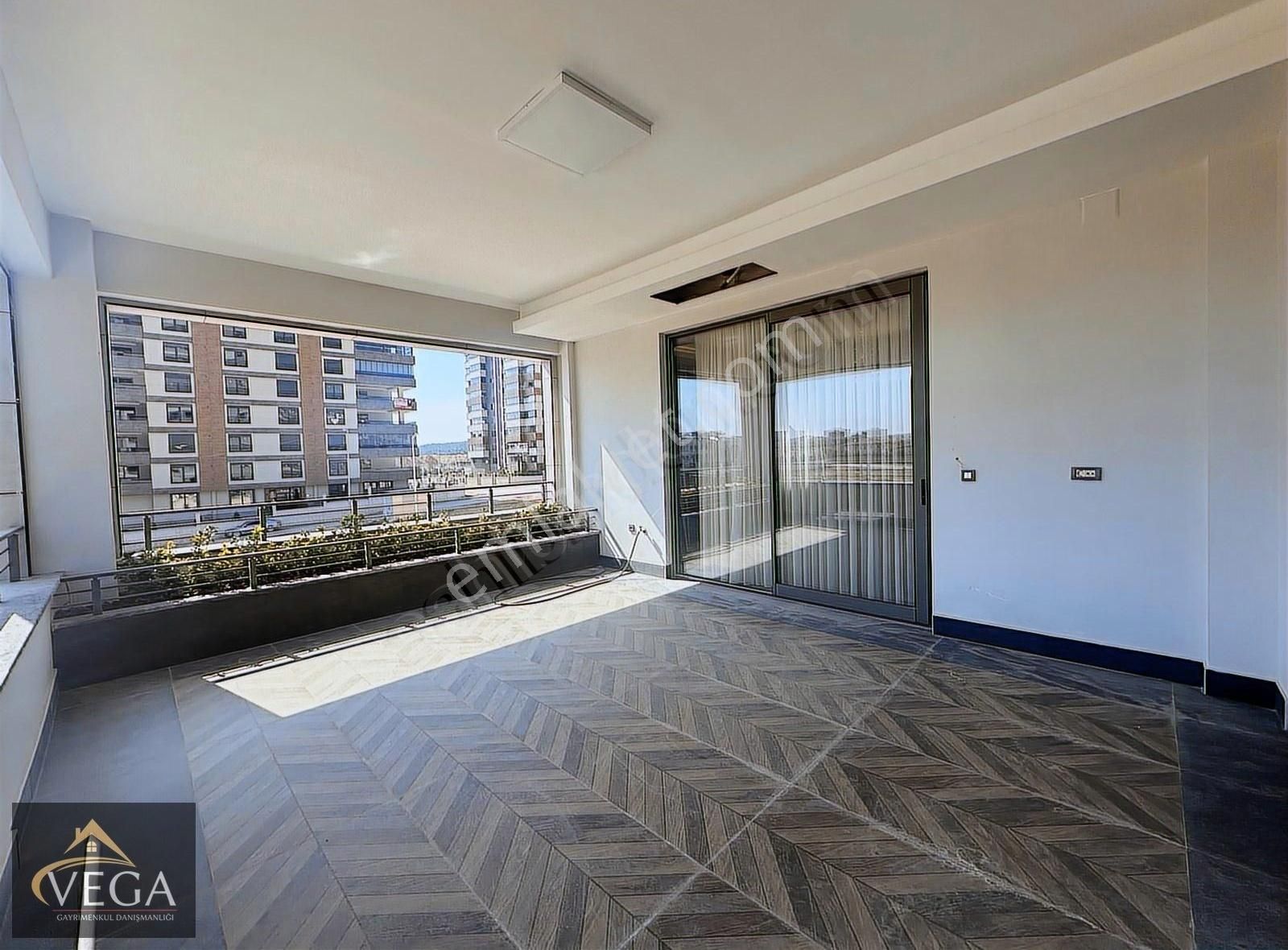 Vega Gayrimenkul'den 15 Temmuz Mevkinde 5.5+1 Satılık Daire - Görsel 31