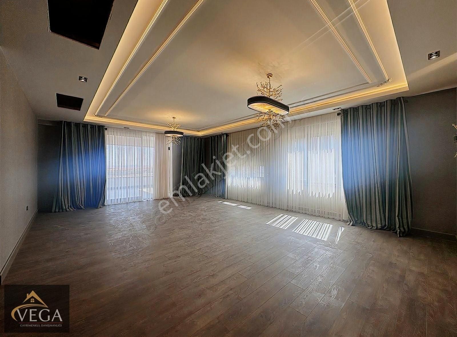 Vega Gayrimenkul'den 15 Temmuz Mevkinde 5.5+1 Satılık Daire - Görsel 27