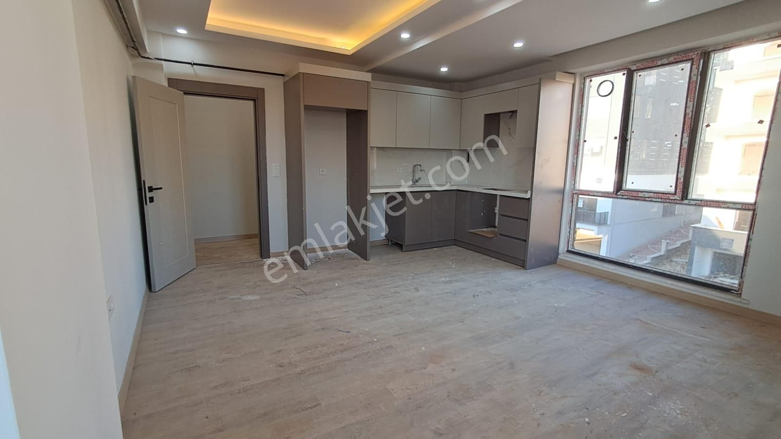 Ekşioğlu 'dan Tekirdağ Süleymanpaşa Atatürk Mah Açık Mutfak Satılık 2+1 Daire